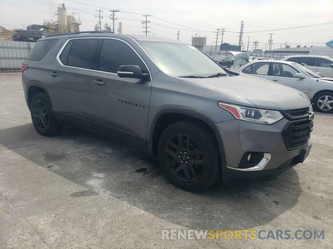 4 Photograph of a damaged car 1GNERHKW9KJ192468 CHEVROLET TRAVERSE 2019