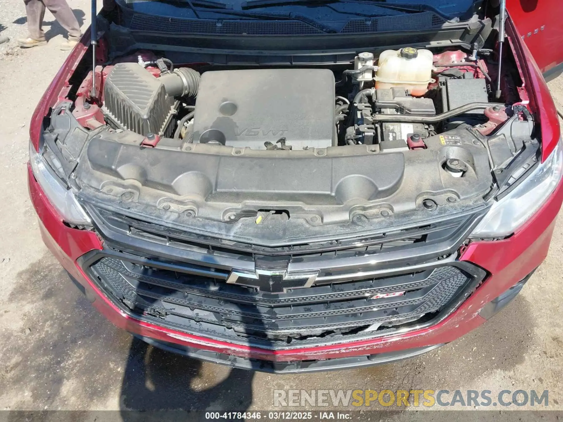 10 Photograph of a damaged car 1GNERJKW7KJ292270 CHEVROLET TRAVERSE 2019