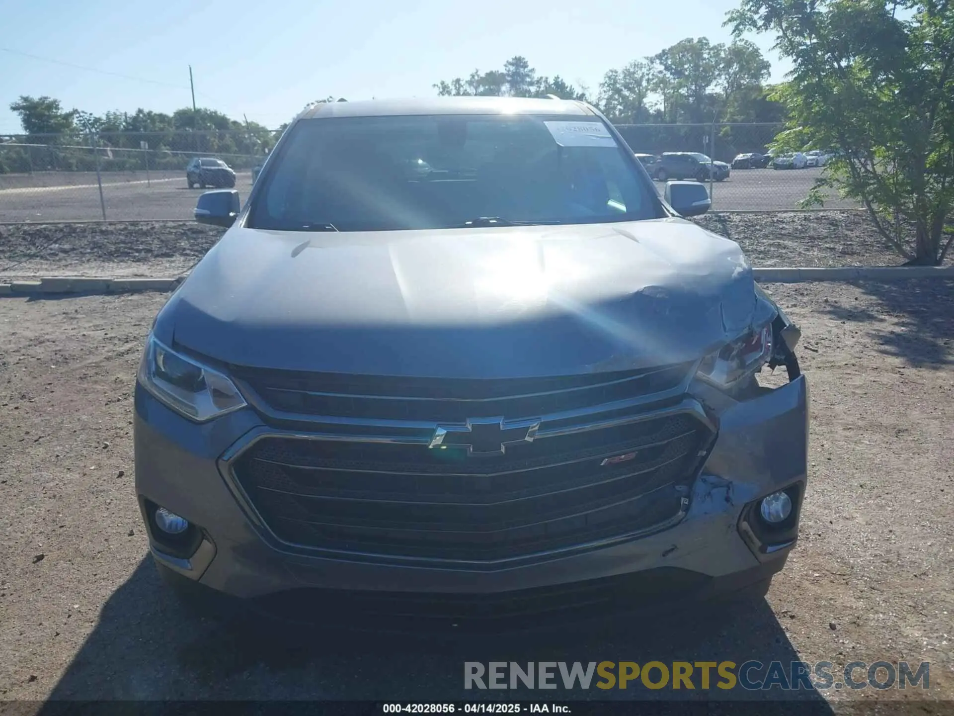 12 Photograph of a damaged car 1GNERJKW9KJ273686 CHEVROLET TRAVERSE 2019