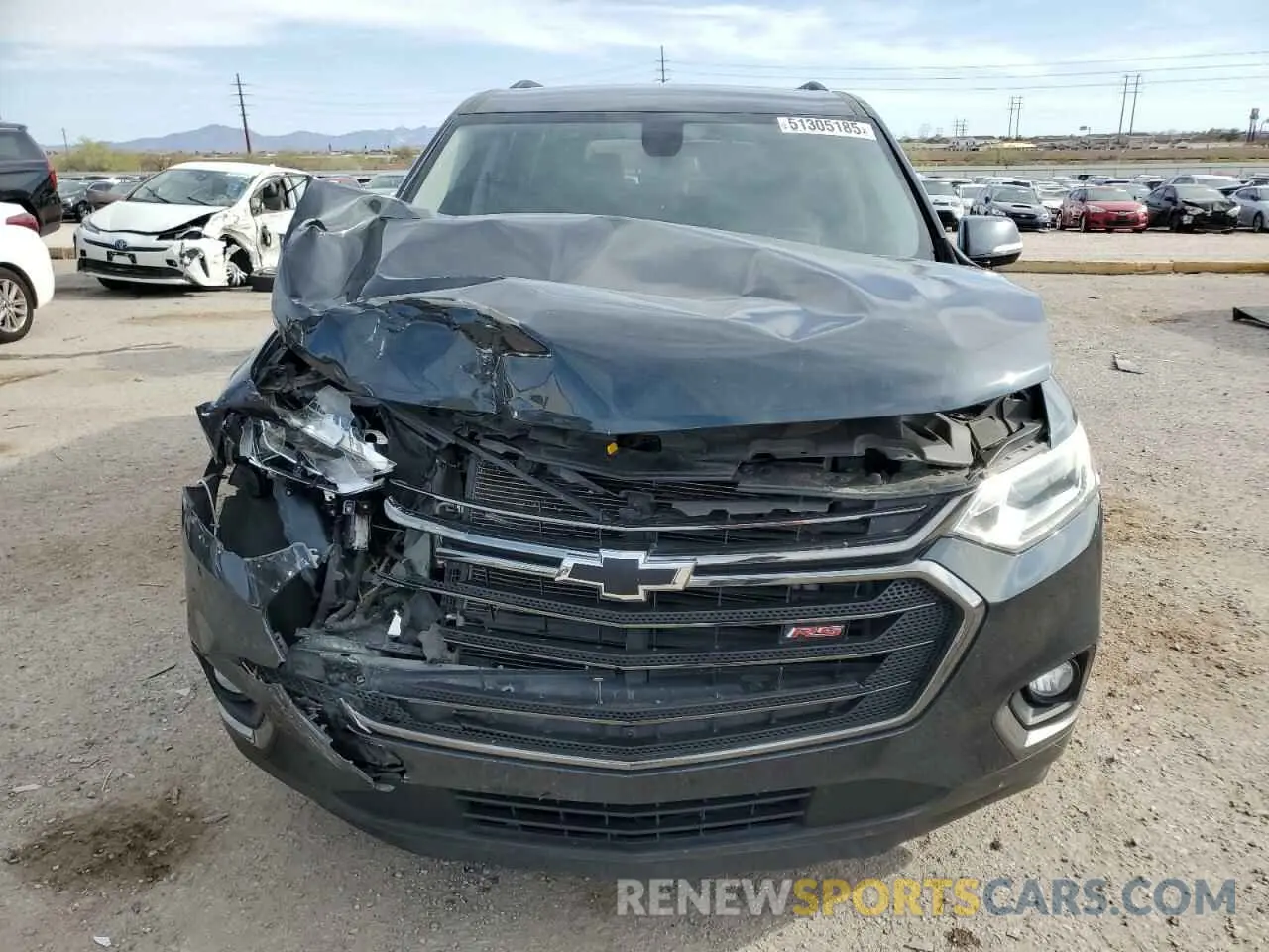 5 Photograph of a damaged car 1GNERJKX3KJ241731 CHEVROLET TRAVERSE 2019