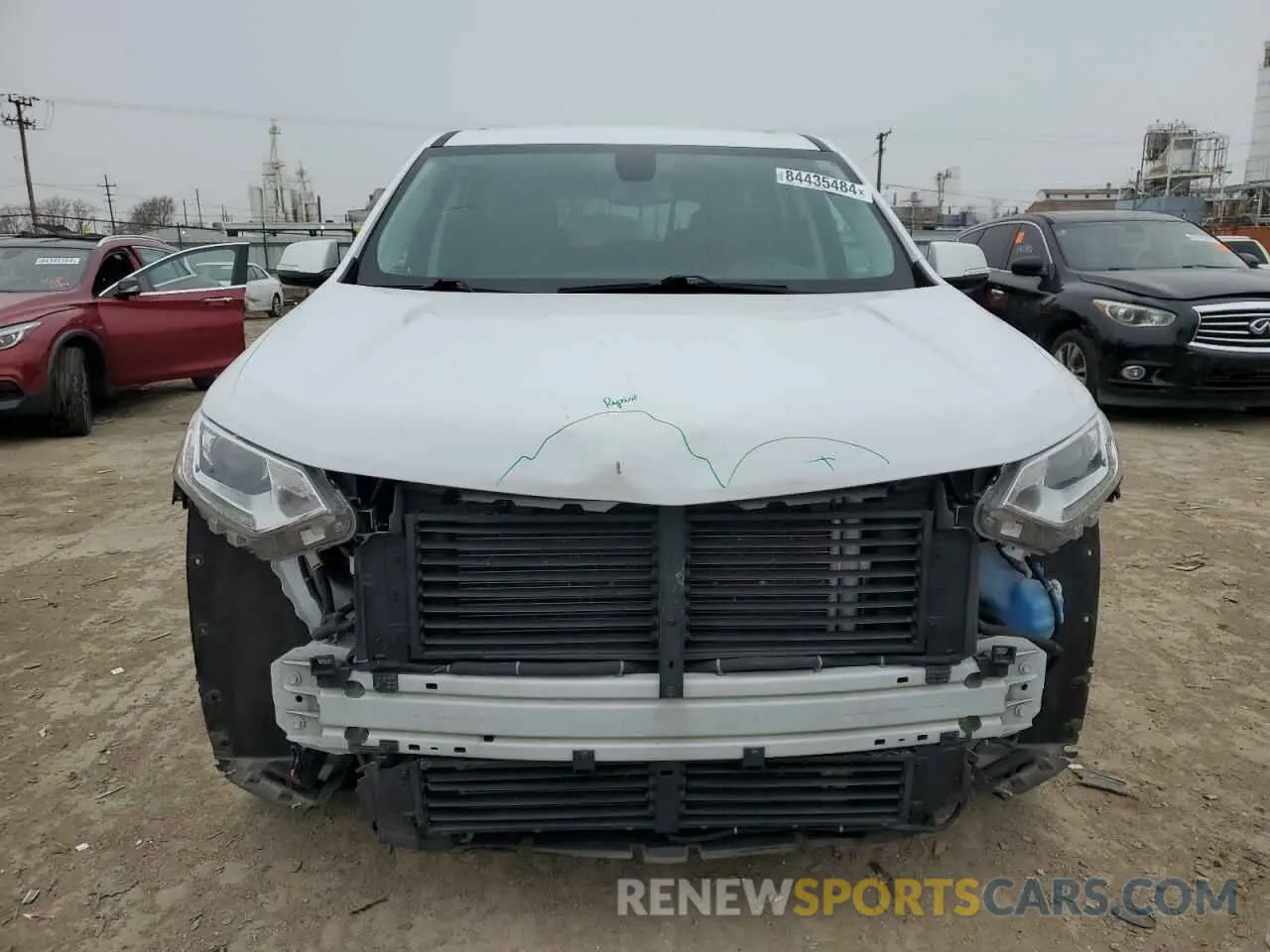 5 Photograph of a damaged car 1GNERJKX7KJ103044 CHEVROLET TRAVERSE 2019