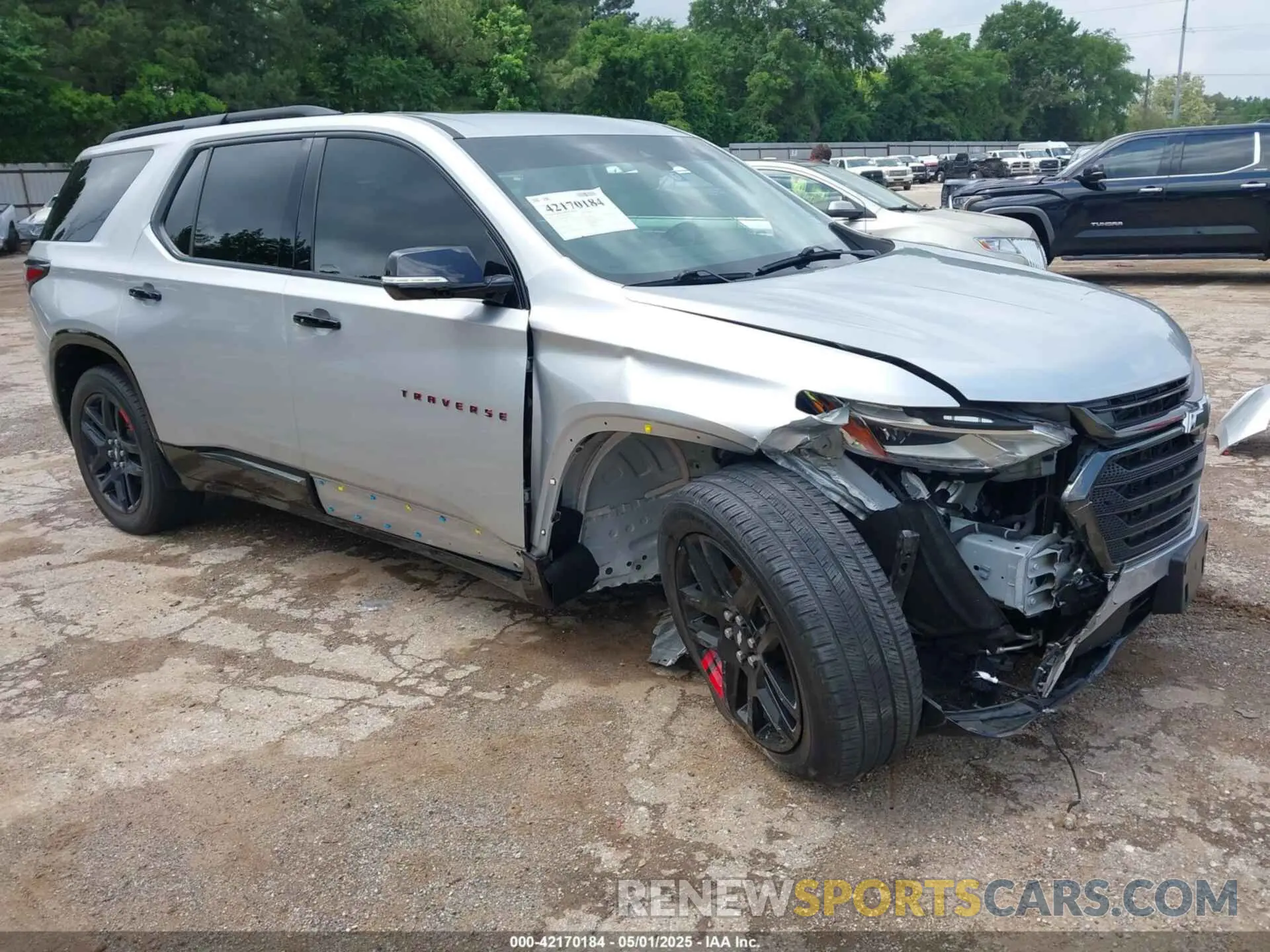 1 Photograph of a damaged car 1GNERKKW0KJ191951 CHEVROLET TRAVERSE 2019