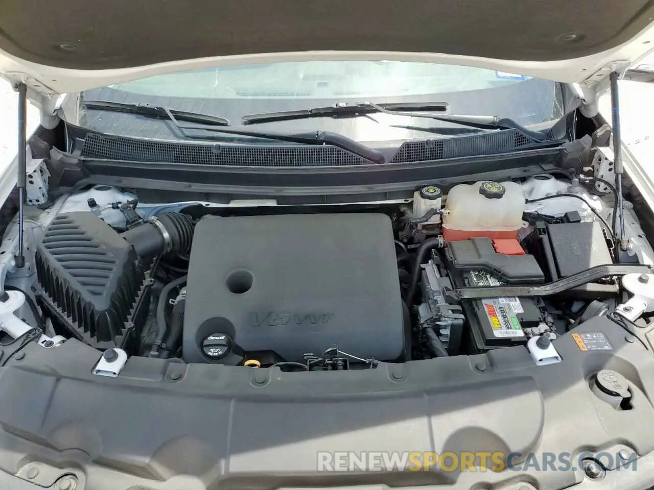 12 Photograph of a damaged car 1GNERKKW1KJ254538 CHEVROLET TRAVERSE 2019