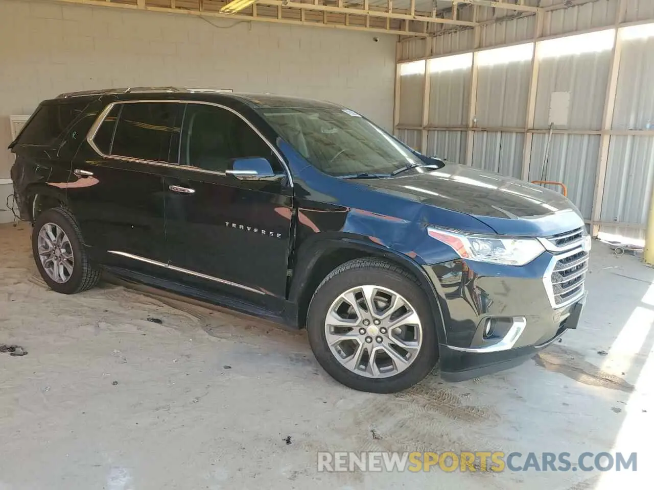 4 Photograph of a damaged car 1GNERKKW2KJ219670 CHEVROLET TRAVERSE 2019