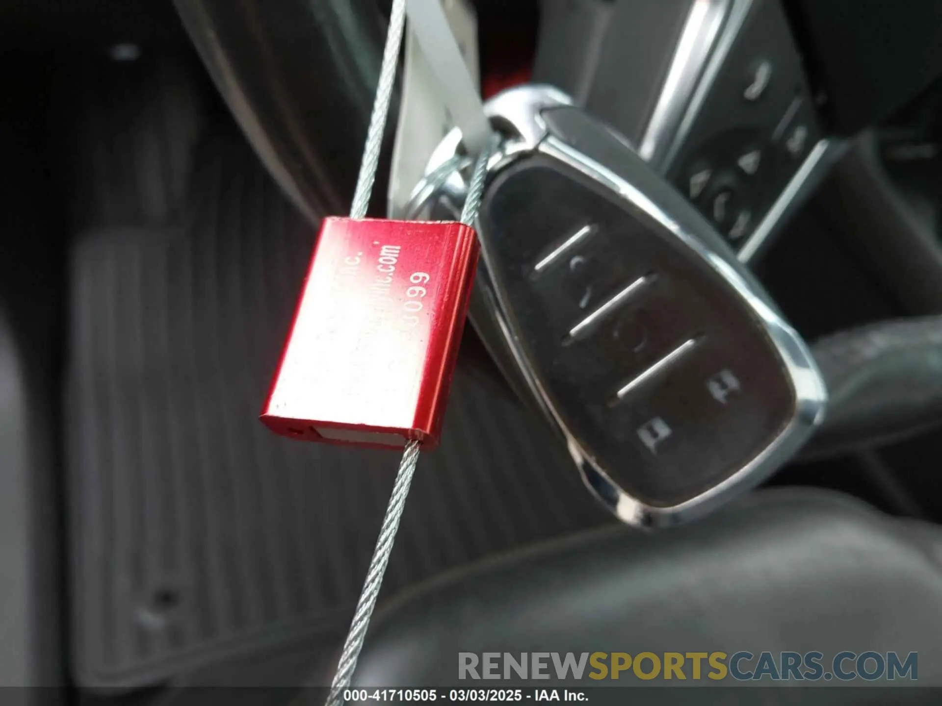 11 Photograph of a damaged car 1GNERKKW3KJ249387 CHEVROLET TRAVERSE 2019