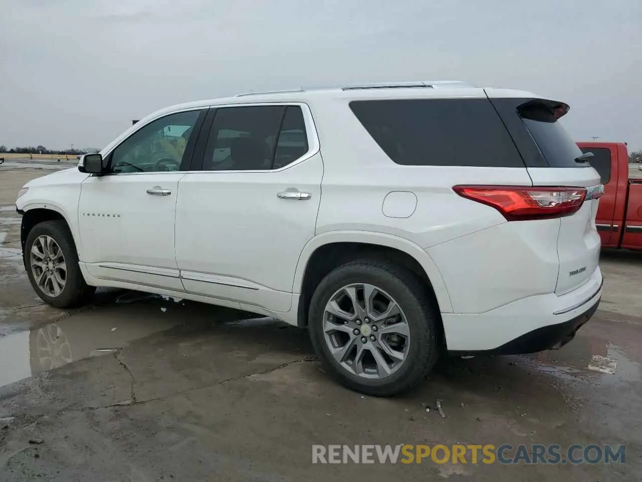 2 Photograph of a damaged car 1GNERKKW3KJ297522 CHEVROLET TRAVERSE 2019