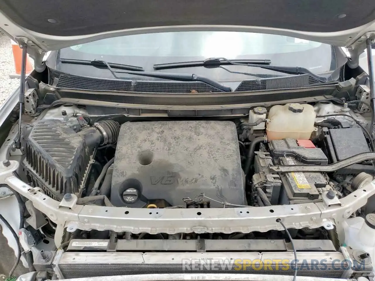 12 Photograph of a damaged car 1GNERKKW4KJ298050 CHEVROLET TRAVERSE 2019
