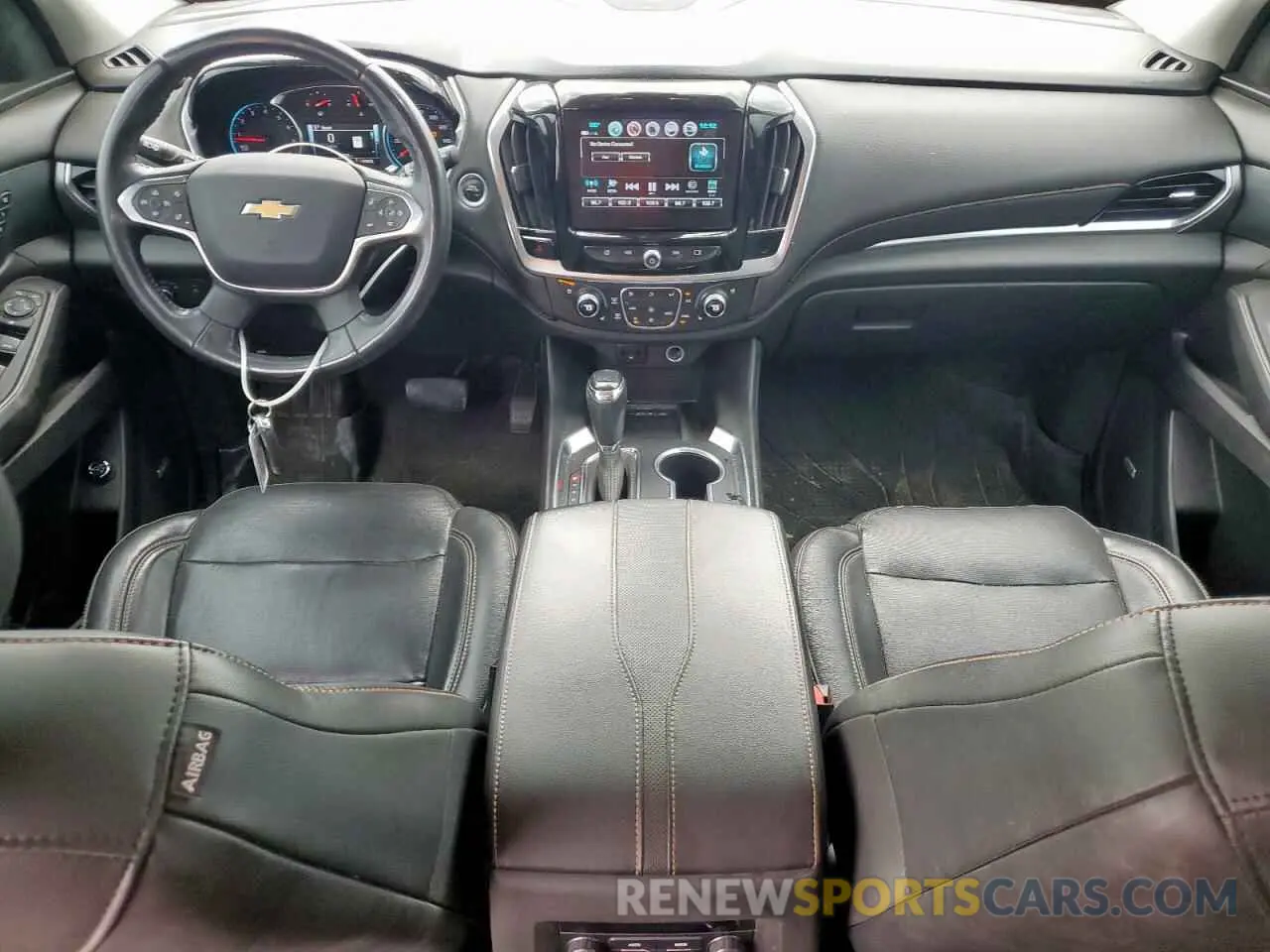 8 Photograph of a damaged car 1GNERKKW4KJ298050 CHEVROLET TRAVERSE 2019