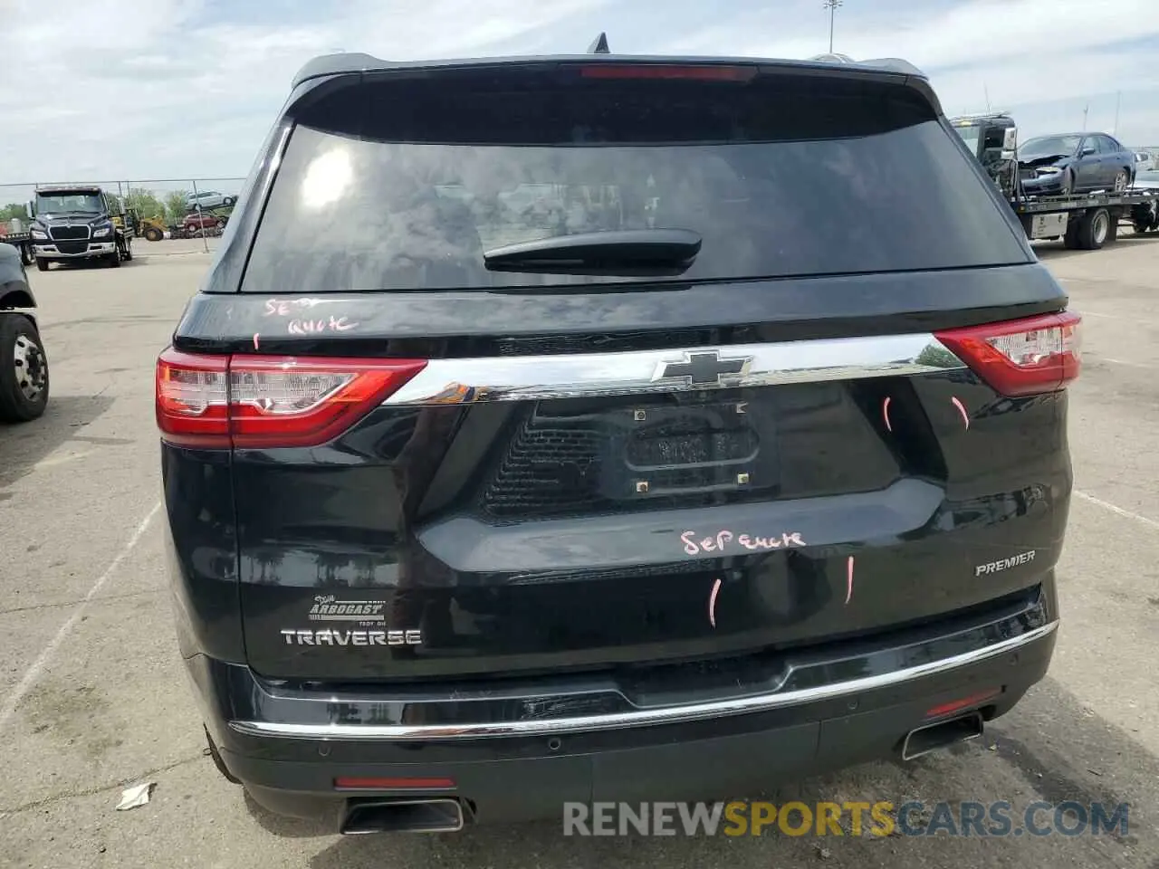 6 Photograph of a damaged car 1GNERKKW7KJ135666 CHEVROLET TRAVERSE 2019