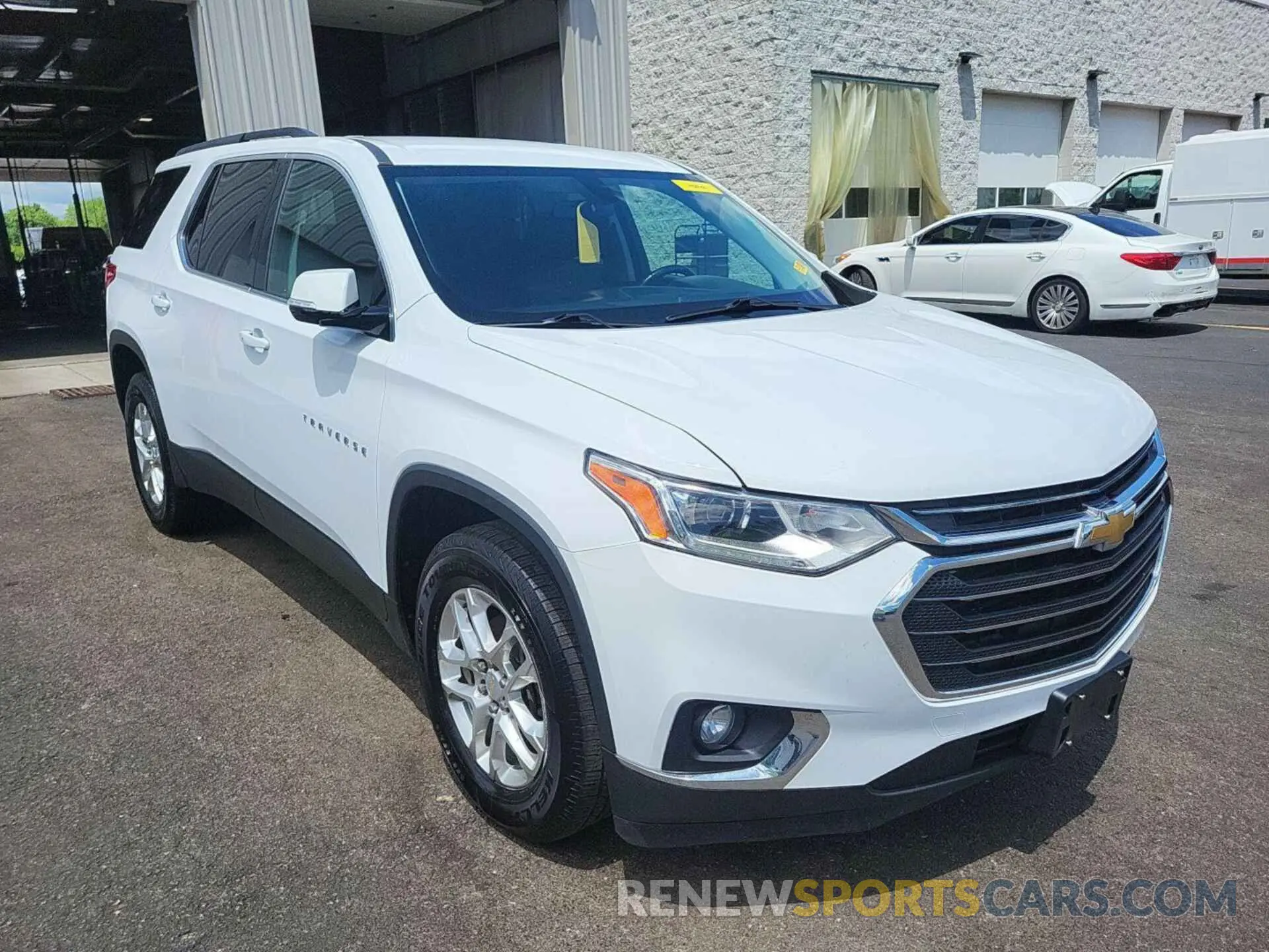 20 Photograph of a damaged car 1GNERMKW2KJ221284 CHEVROLET TRAVERSE 2019