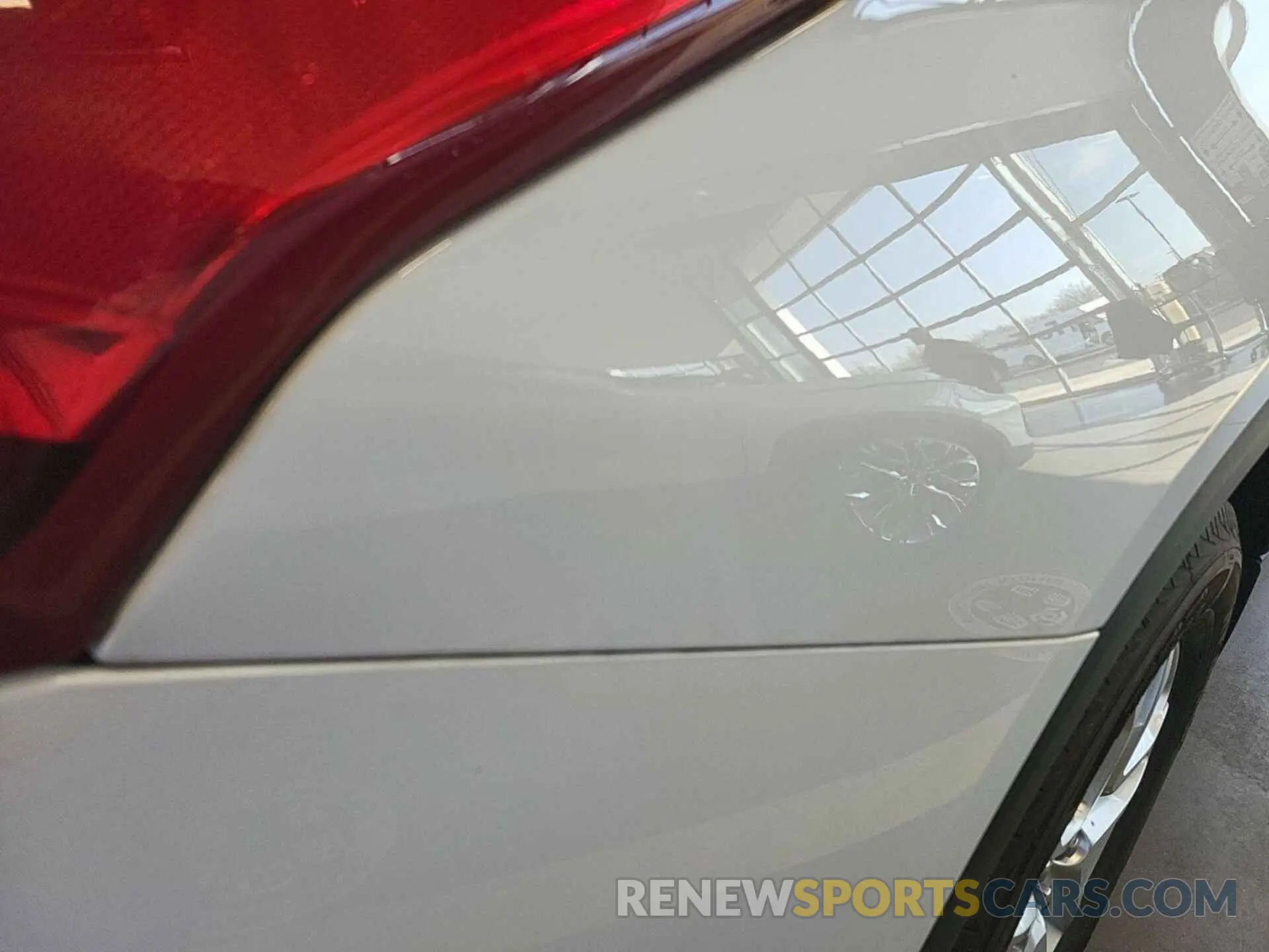 23 Photograph of a damaged car 1GNERMKW2KJ221284 CHEVROLET TRAVERSE 2019
