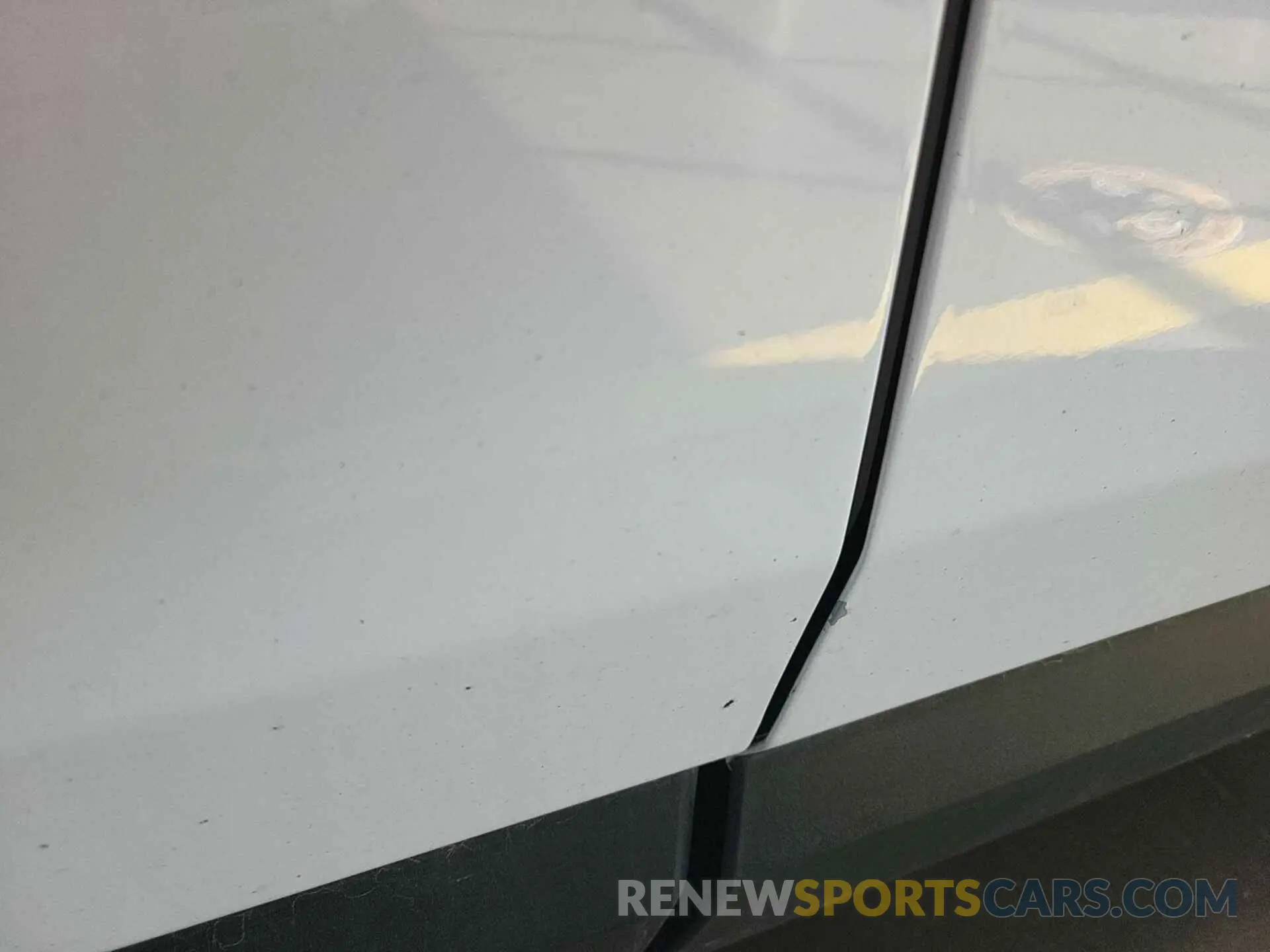 27 Photograph of a damaged car 1GNERMKW2KJ221284 CHEVROLET TRAVERSE 2019