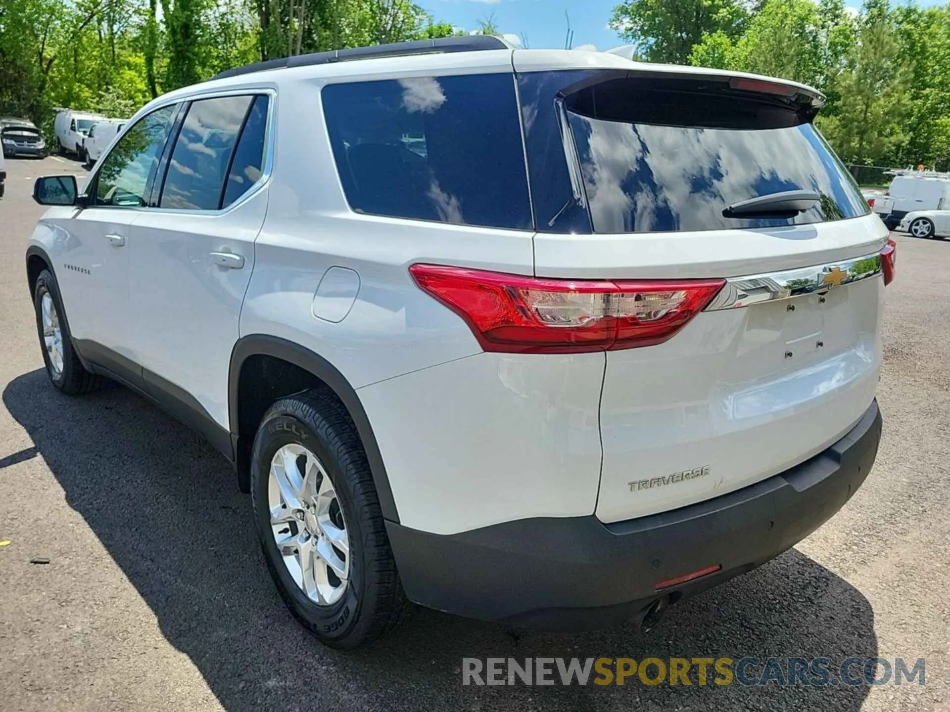 30 Photograph of a damaged car 1GNERMKW2KJ221284 CHEVROLET TRAVERSE 2019
