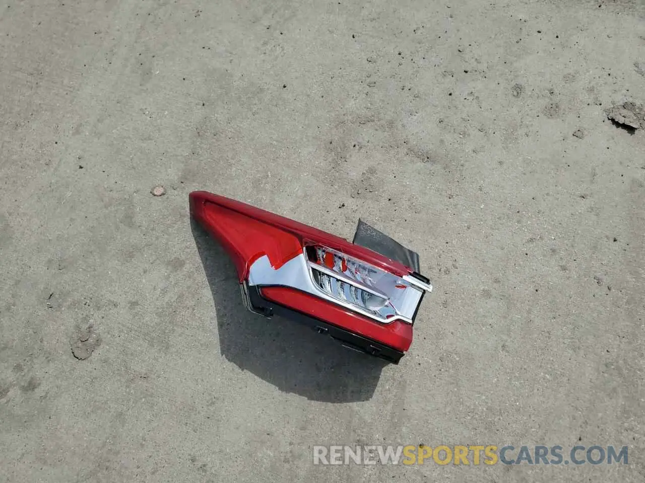 15 Photograph of a damaged car 1GNERNKW8KJ311836 CHEVROLET TRAVERSE 2019