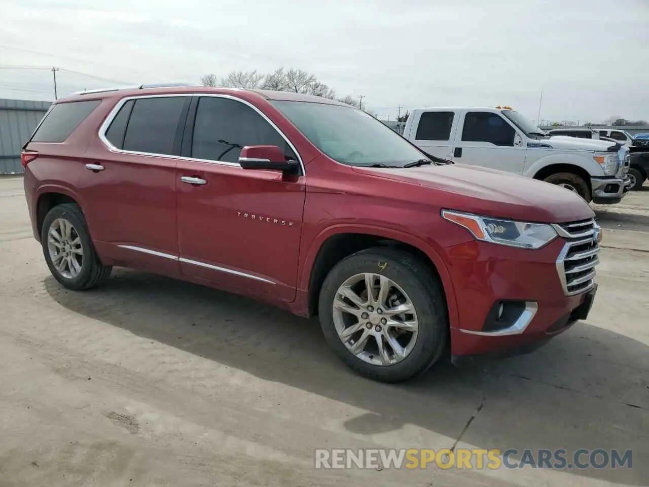 4 Photograph of a damaged car 1GNERNKW8KJ311836 CHEVROLET TRAVERSE 2019