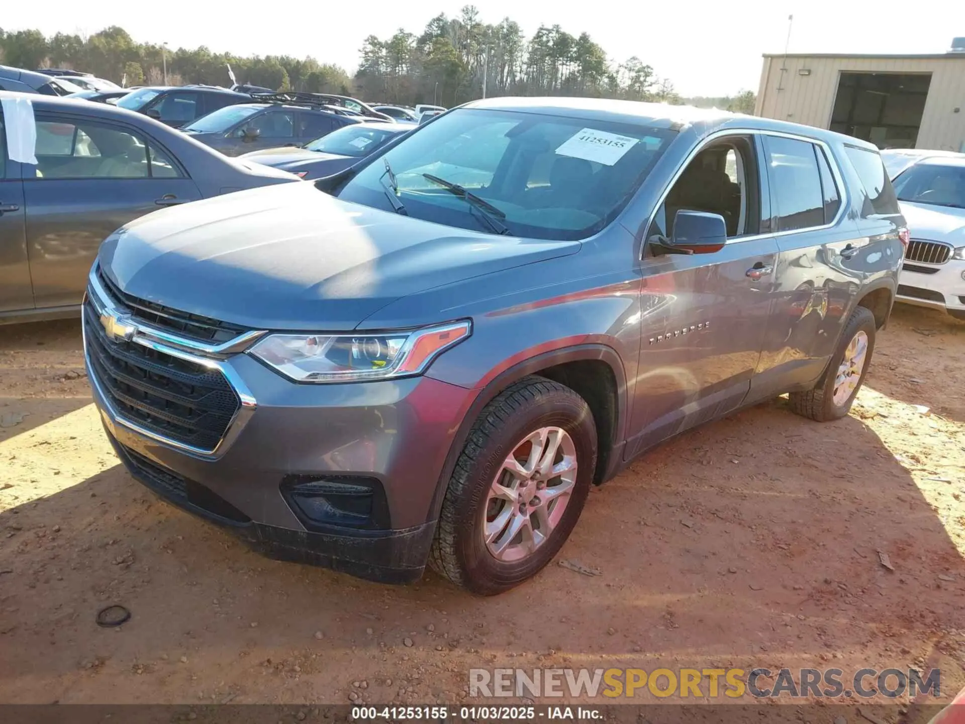 2 Photograph of a damaged car 1GNEVFKW2KJ163247 CHEVROLET TRAVERSE 2019