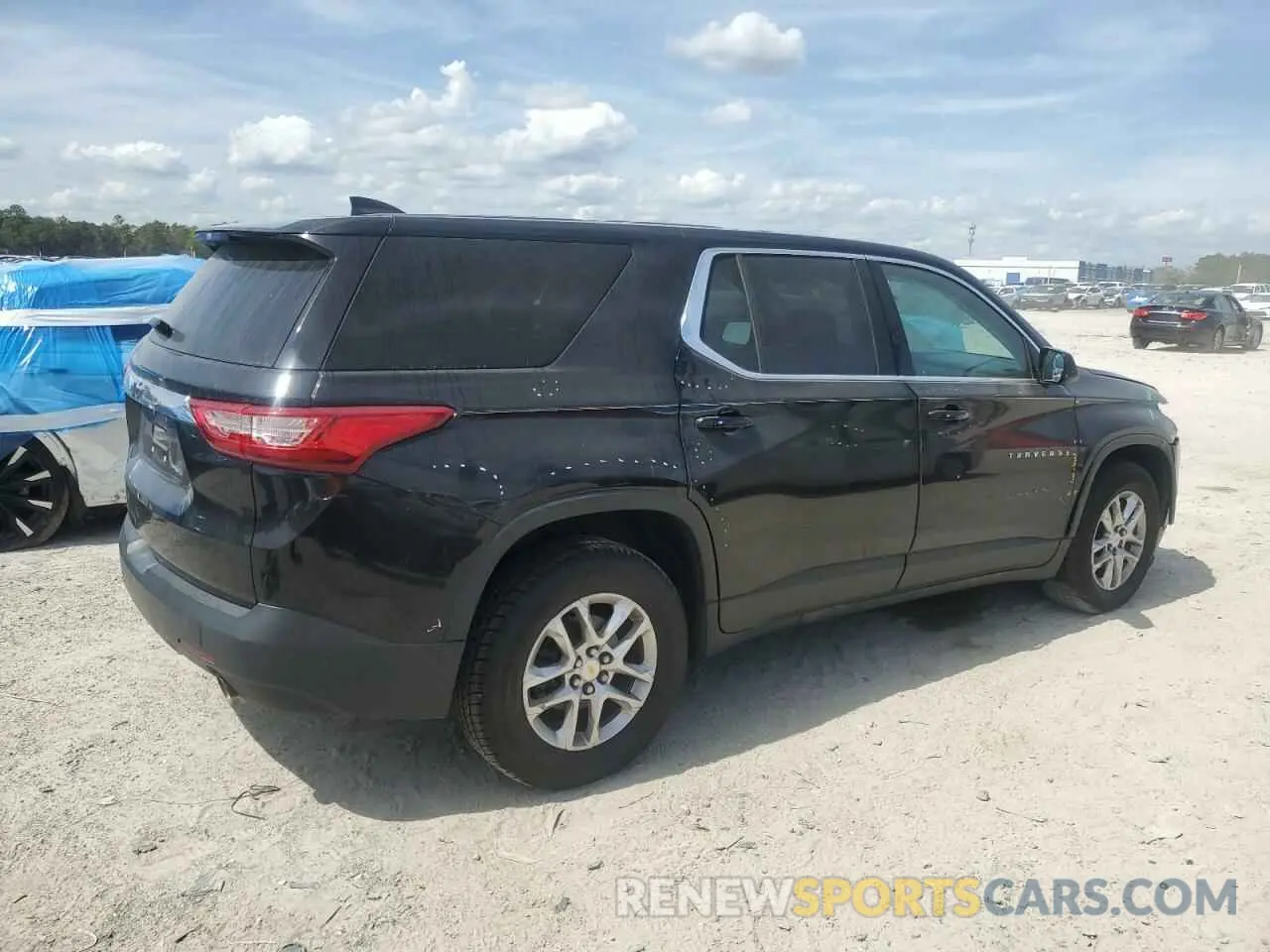 3 Photograph of a damaged car 1GNEVFKW5KJ202249 CHEVROLET TRAVERSE 2019