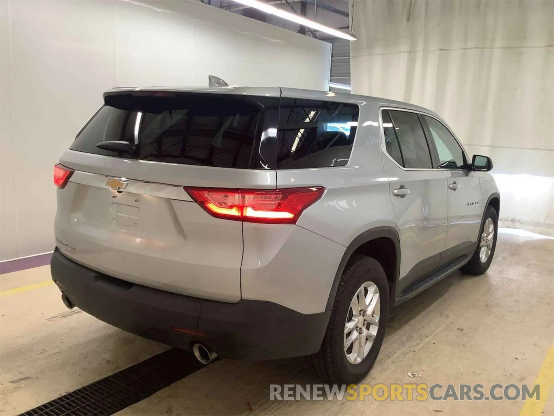 22 Photograph of a damaged car 1GNEVFKW6KJ173280 CHEVROLET TRAVERSE 2019