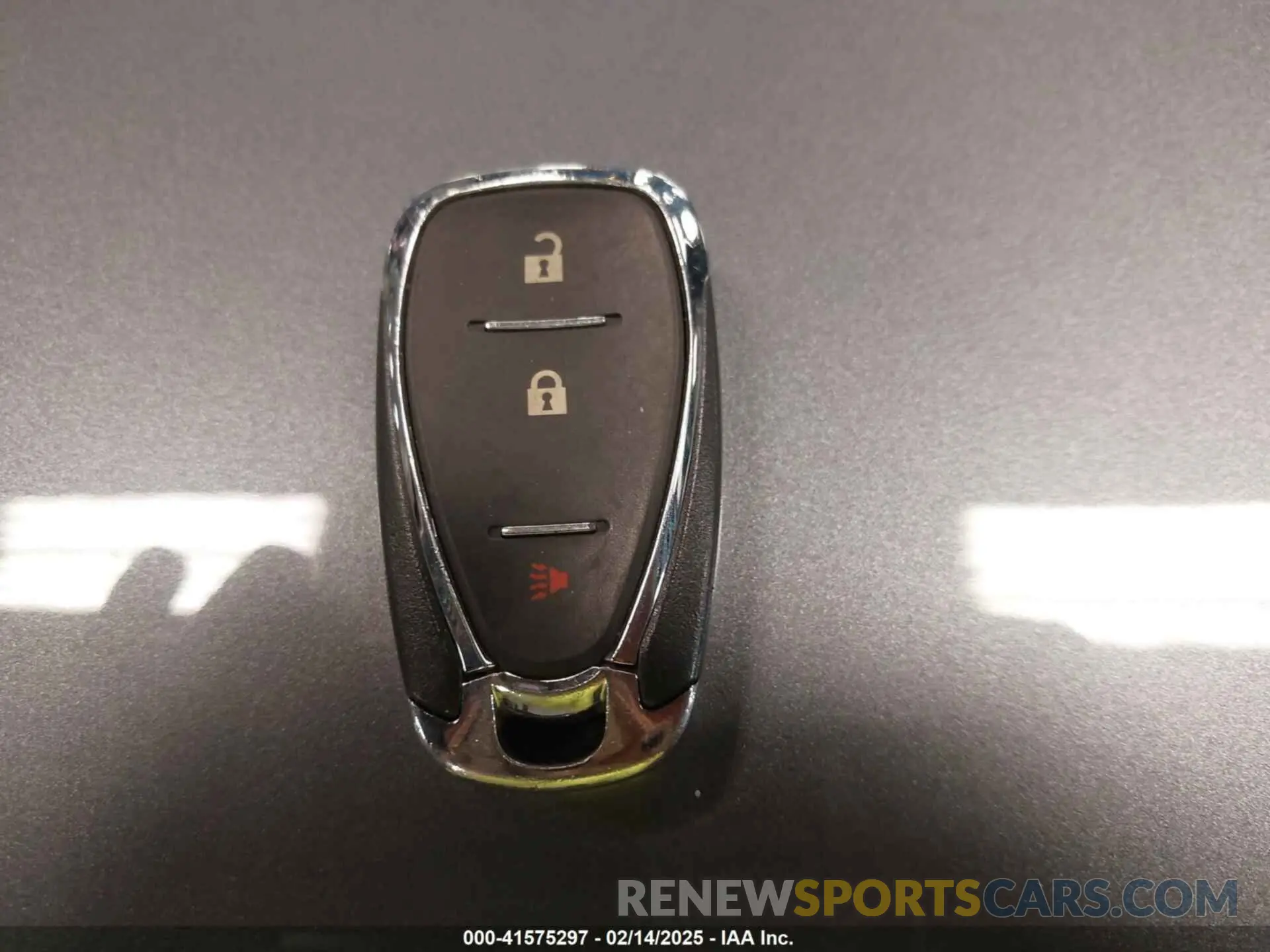 11 Photograph of a damaged car 1GNEVFKW7KJ244115 CHEVROLET TRAVERSE 2019
