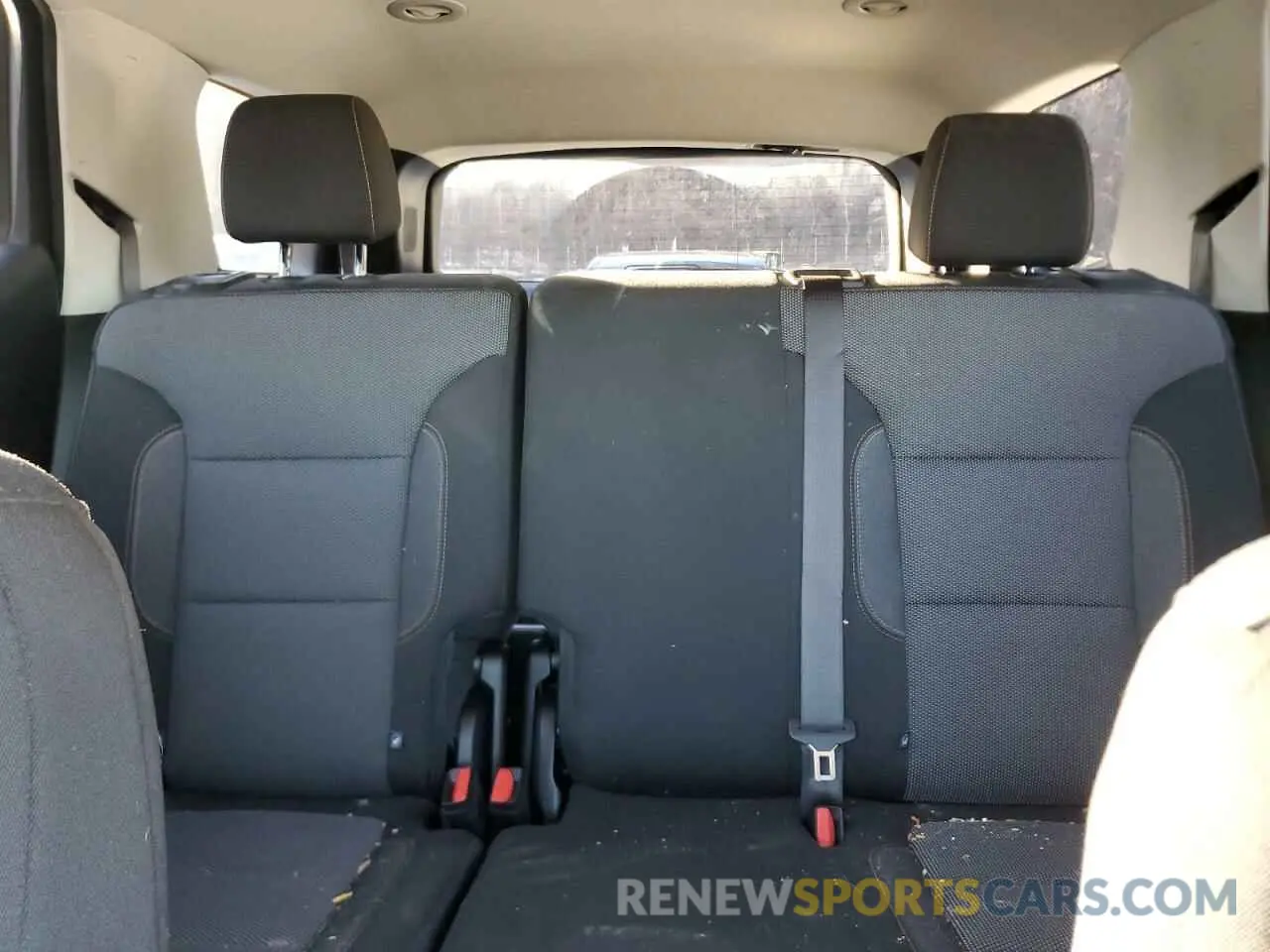 10 Photograph of a damaged car 1GNEVFKW8KJ205436 CHEVROLET TRAVERSE 2019