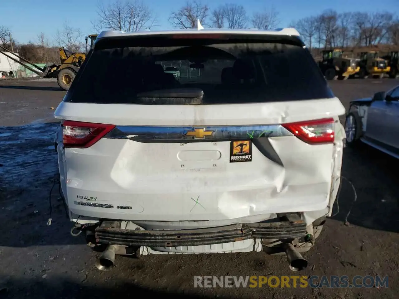 6 Photograph of a damaged car 1GNEVFKW8KJ205436 CHEVROLET TRAVERSE 2019