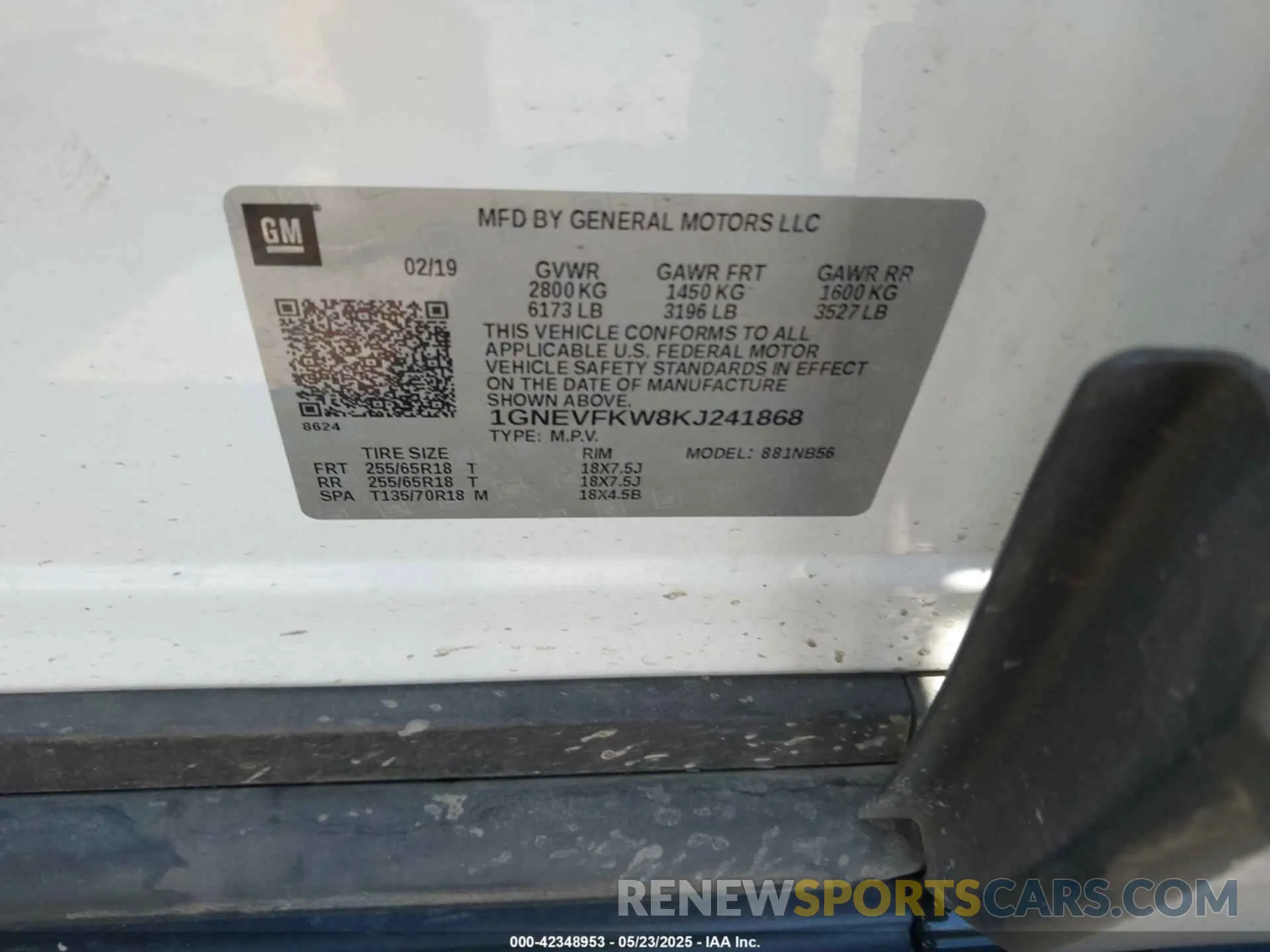 9 Photograph of a damaged car 1GNEVFKW8KJ241868 CHEVROLET TRAVERSE 2019
