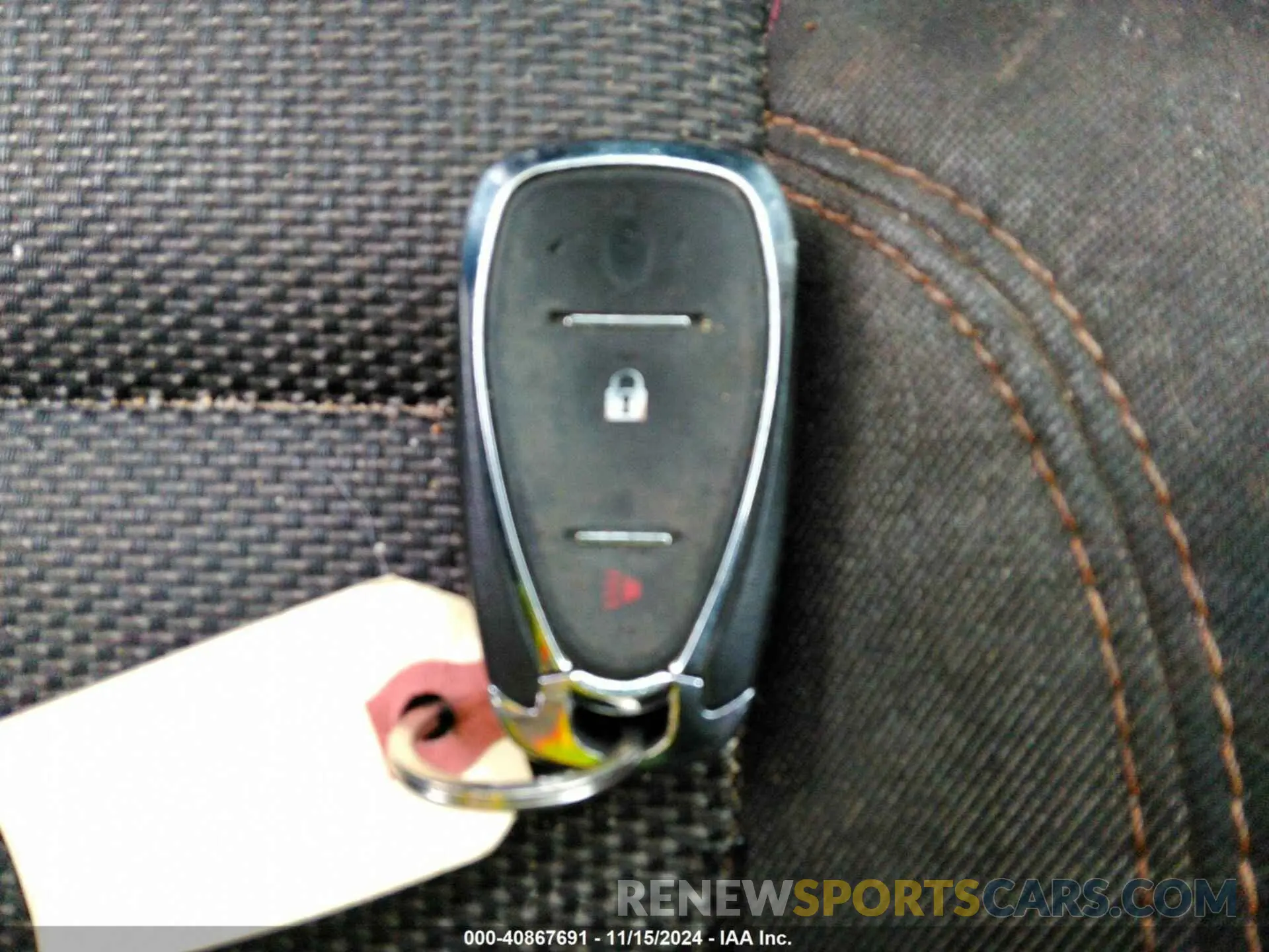 11 Photograph of a damaged car 1GNEVFKWXKJ161228 CHEVROLET TRAVERSE 2019