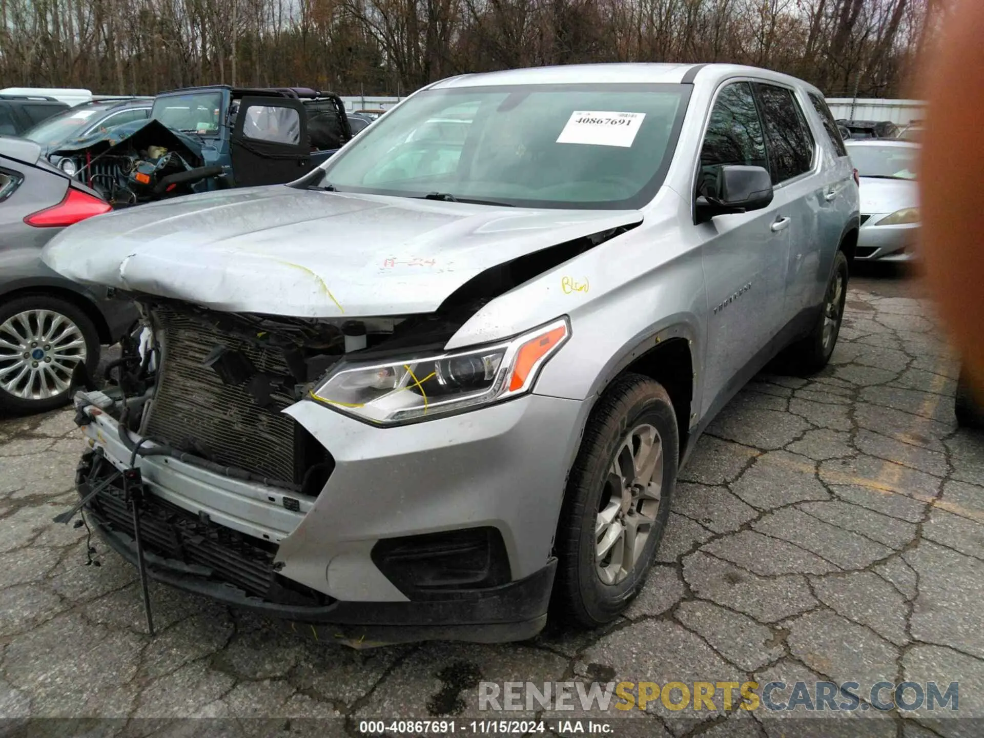2 Photograph of a damaged car 1GNEVFKWXKJ161228 CHEVROLET TRAVERSE 2019