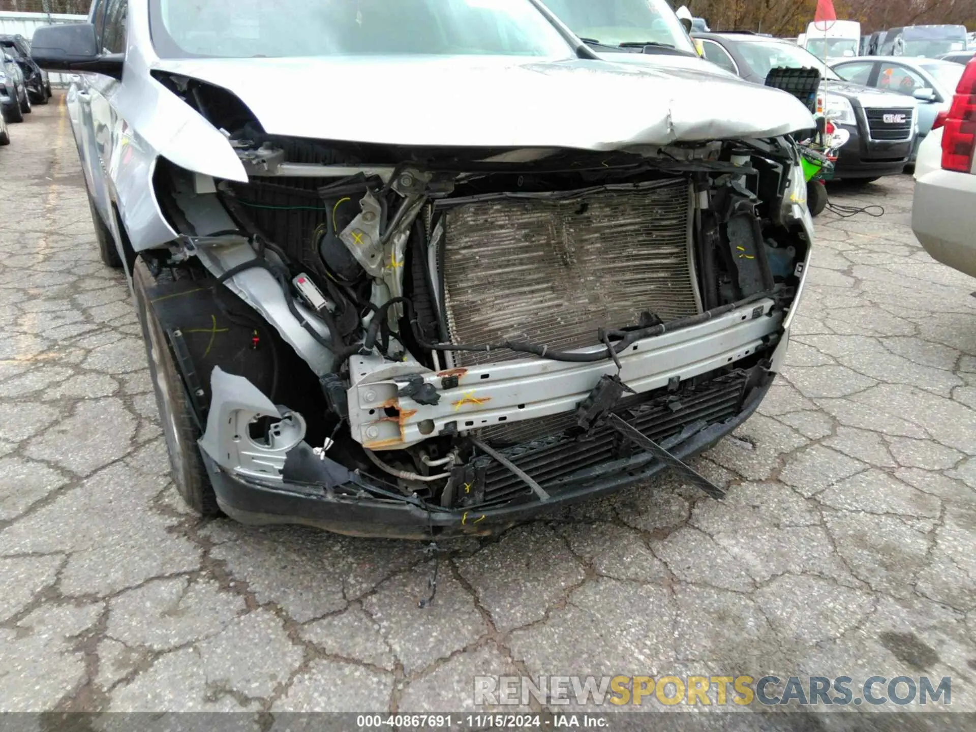 6 Photograph of a damaged car 1GNEVFKWXKJ161228 CHEVROLET TRAVERSE 2019