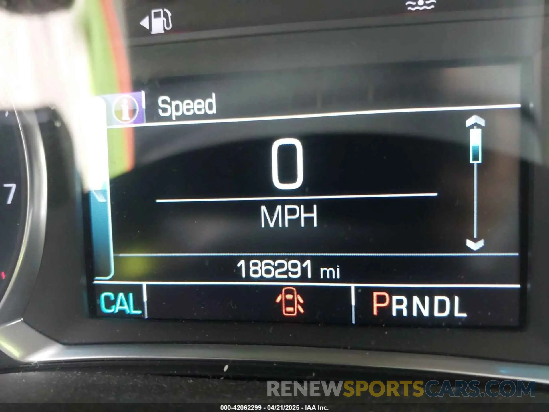 15 Photograph of a damaged car 1GNEVGKW0KJ237772 CHEVROLET TRAVERSE 2019