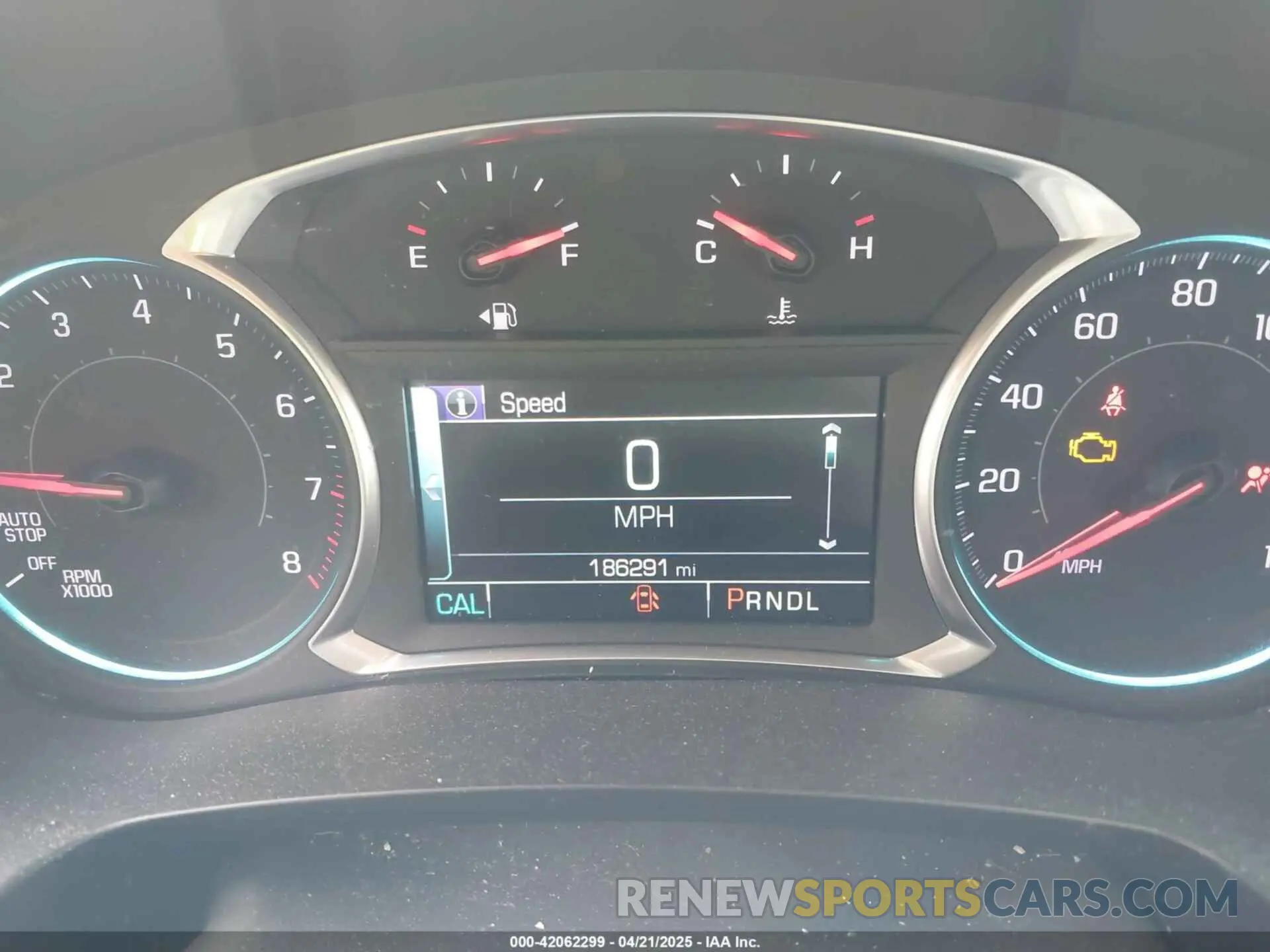 7 Photograph of a damaged car 1GNEVGKW0KJ237772 CHEVROLET TRAVERSE 2019
