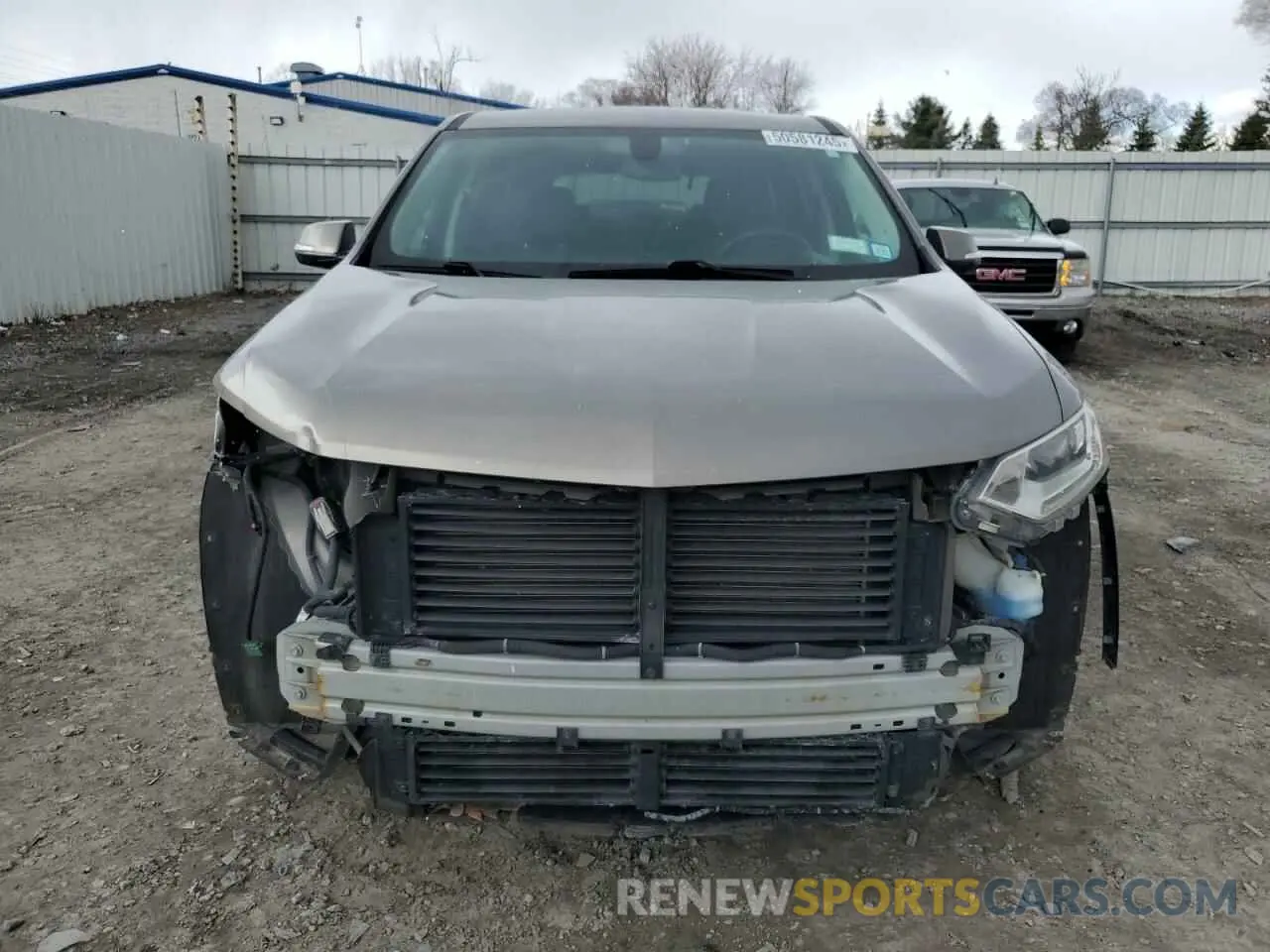 5 Photograph of a damaged car 1GNEVGKW1KJ105362 CHEVROLET TRAVERSE 2019