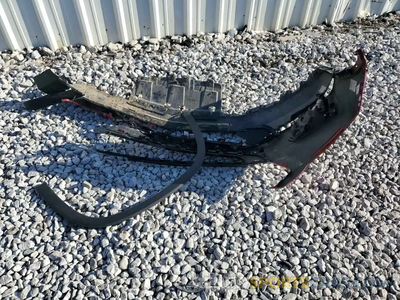 13 Photograph of a damaged car 1GNEVGKW1KJ172298 CHEVROLET TRAVERSE 2019