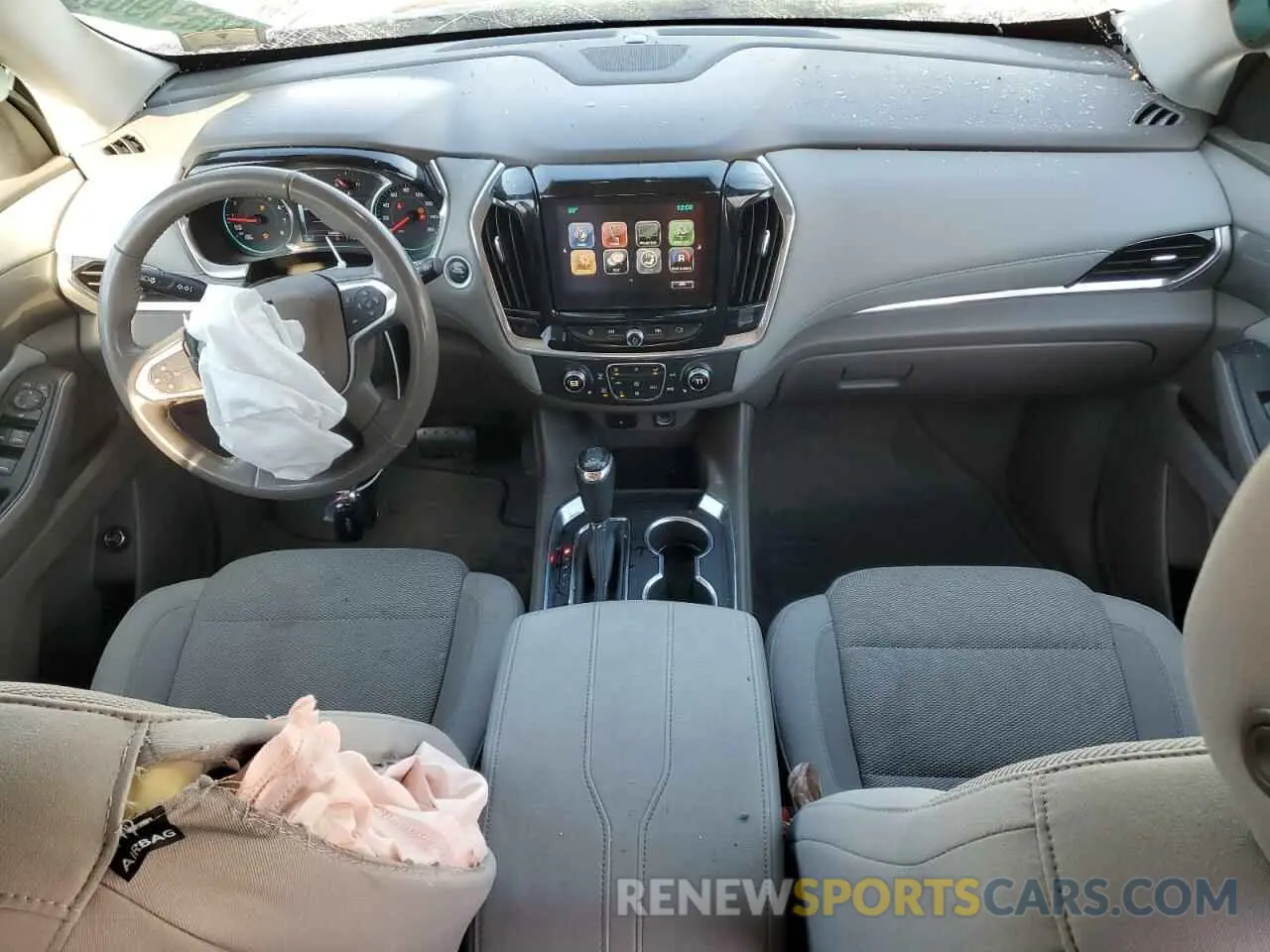 8 Photograph of a damaged car 1GNEVGKW1KJ172298 CHEVROLET TRAVERSE 2019