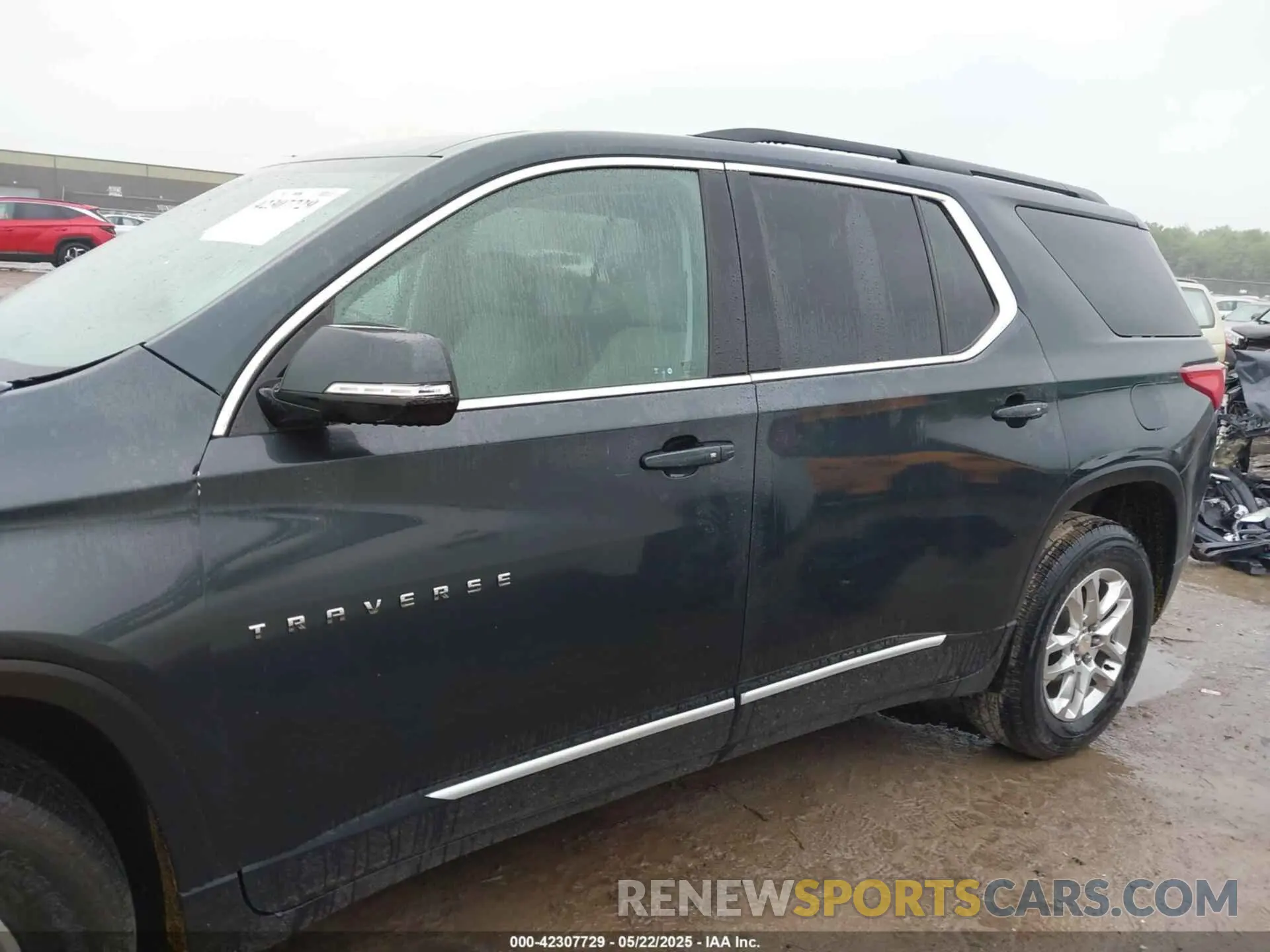14 Photograph of a damaged car 1GNEVGKW1KJ236386 CHEVROLET TRAVERSE 2019