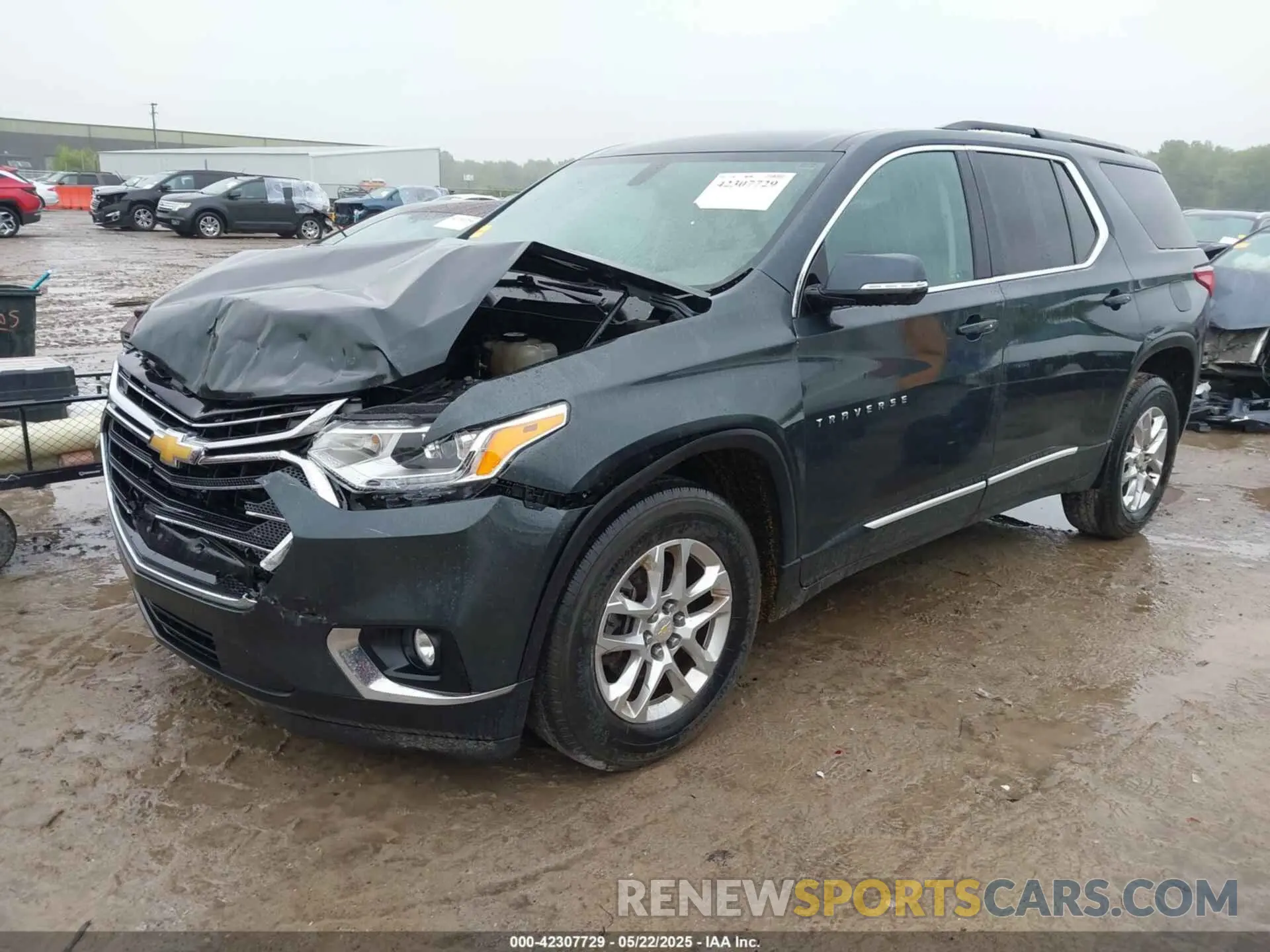2 Photograph of a damaged car 1GNEVGKW1KJ236386 CHEVROLET TRAVERSE 2019