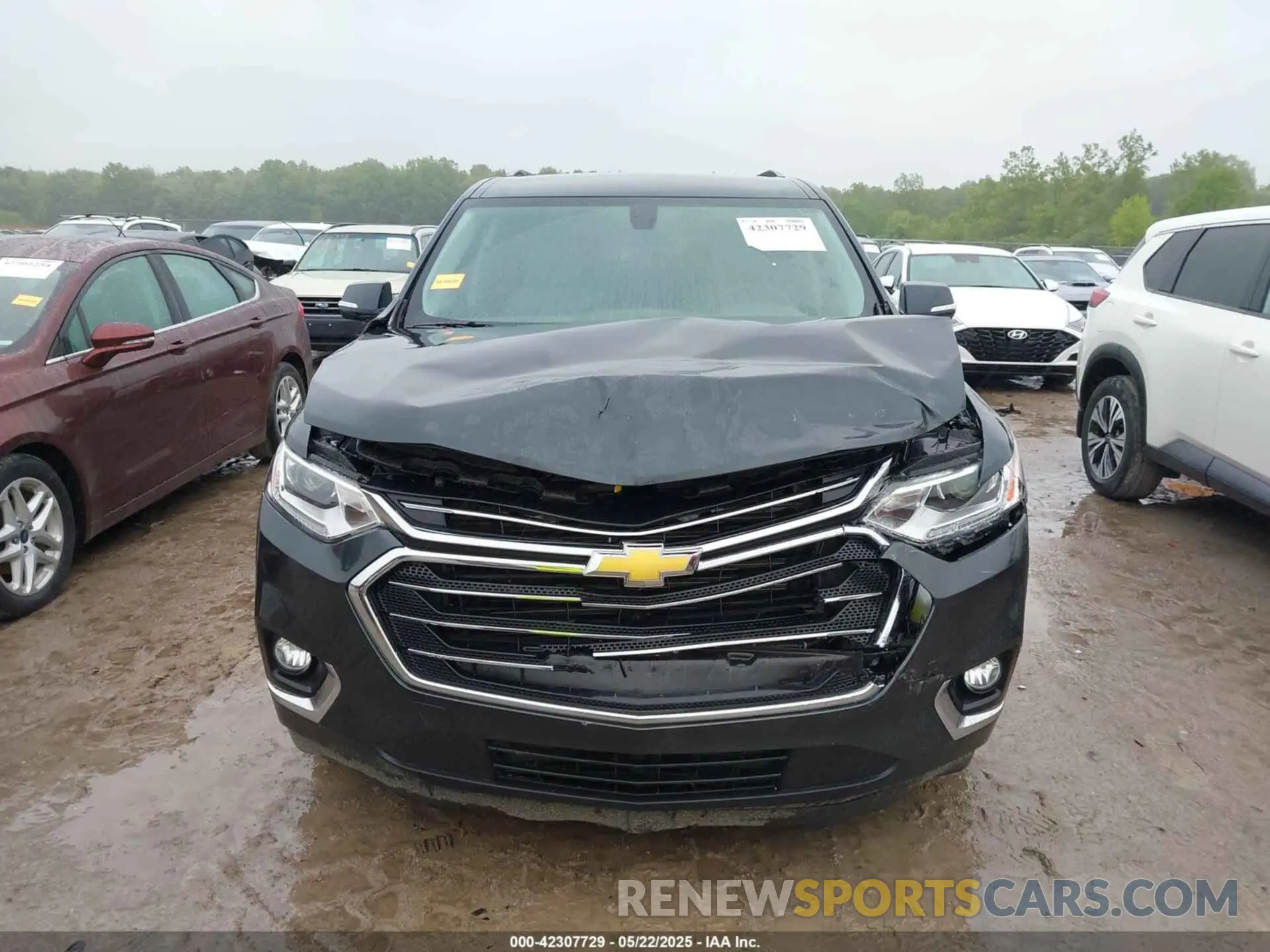 6 Photograph of a damaged car 1GNEVGKW1KJ236386 CHEVROLET TRAVERSE 2019