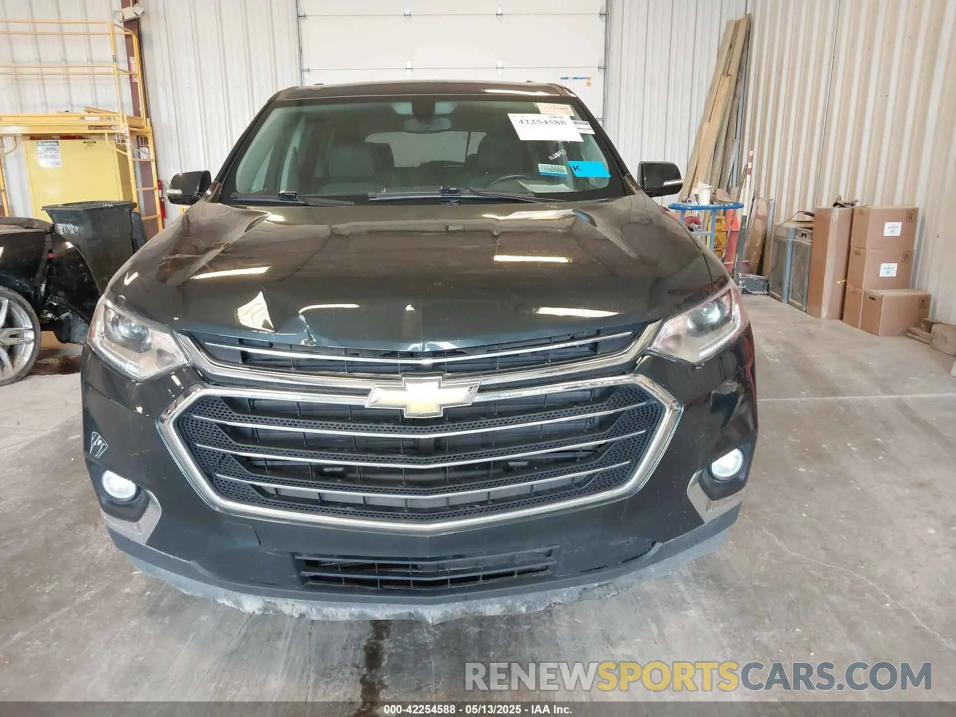 13 Photograph of a damaged car 1GNEVGKW2KJ112840 CHEVROLET TRAVERSE 2019