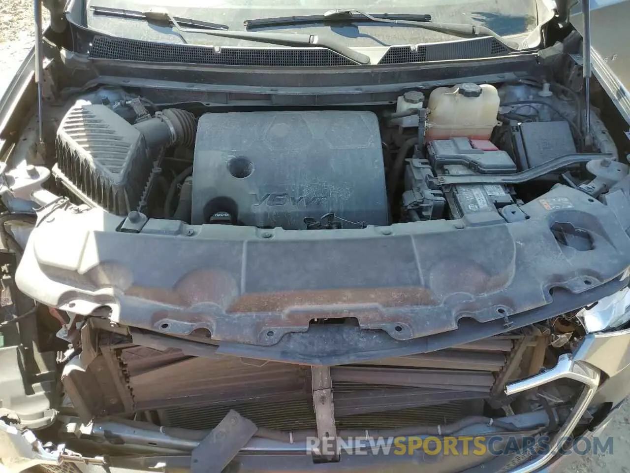12 Photograph of a damaged car 1GNEVGKW2KJ113258 CHEVROLET TRAVERSE 2019