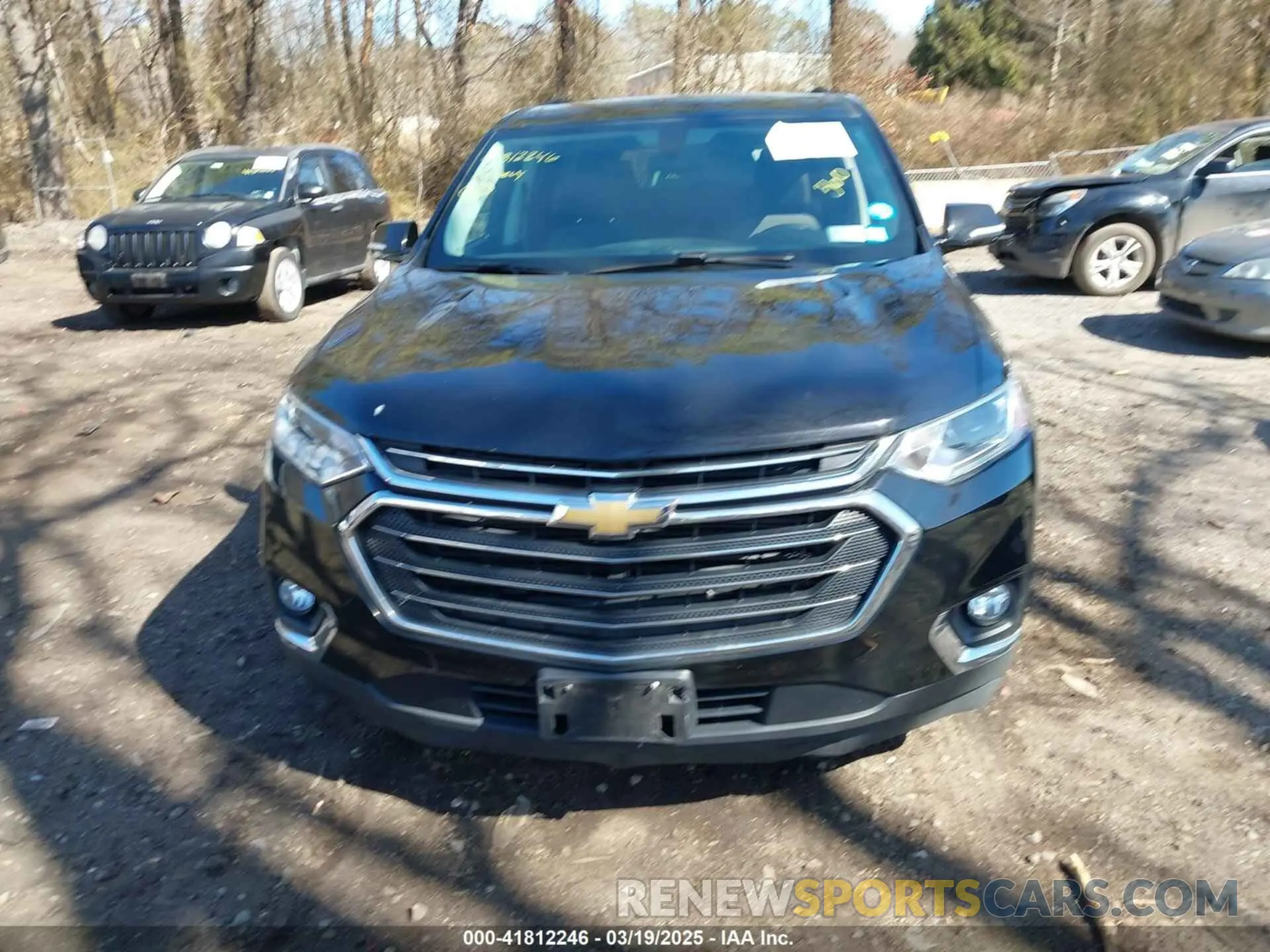 12 Photograph of a damaged car 1GNEVGKW3KJ100518 CHEVROLET TRAVERSE 2019