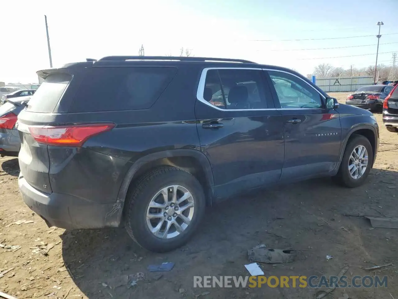 3 Photograph of a damaged car 1GNEVGKW3KJ159911 CHEVROLET TRAVERSE 2019