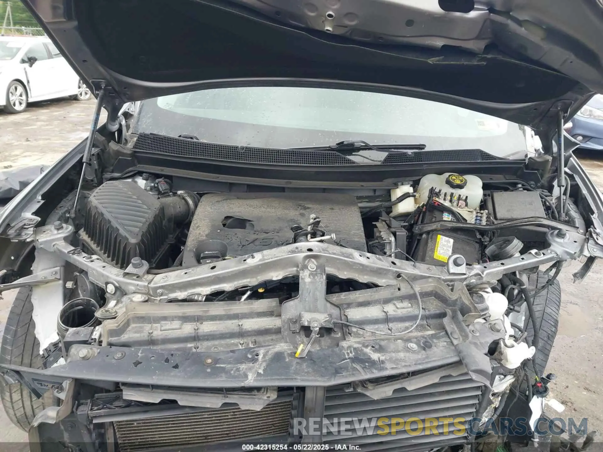 10 Photograph of a damaged car 1GNEVGKW3KJ283130 CHEVROLET TRAVERSE 2019