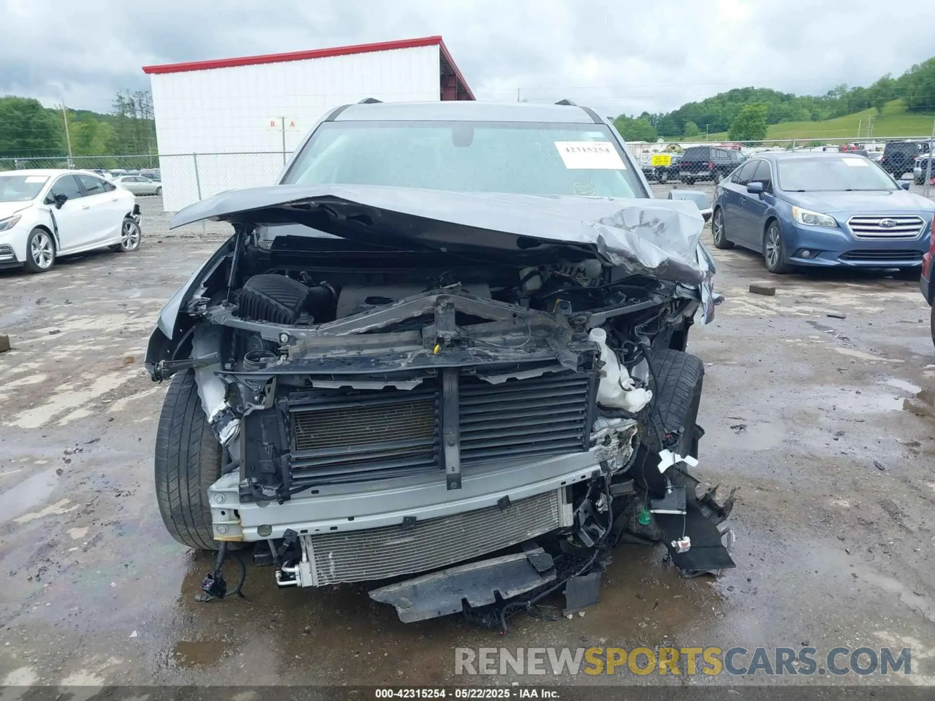 13 Photograph of a damaged car 1GNEVGKW3KJ283130 CHEVROLET TRAVERSE 2019