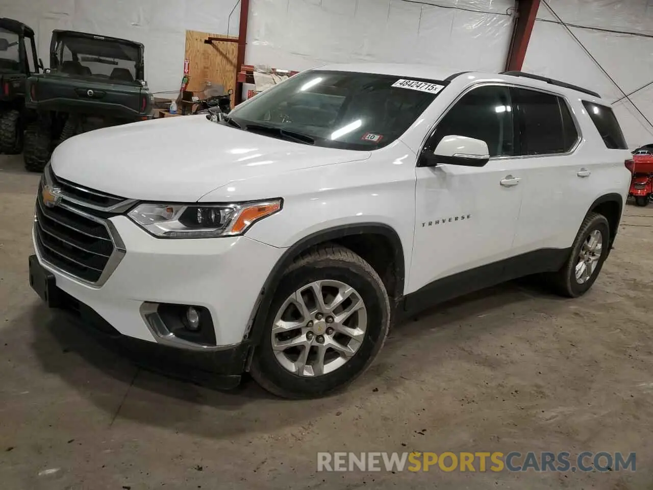 1 Photograph of a damaged car 1GNEVGKW4KJ192741 CHEVROLET TRAVERSE 2019