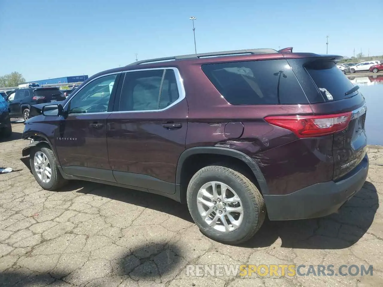 2 Photograph of a damaged car 1GNEVGKW4KJ210820 CHEVROLET TRAVERSE 2019