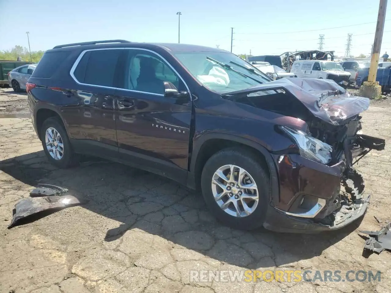 4 Photograph of a damaged car 1GNEVGKW4KJ210820 CHEVROLET TRAVERSE 2019