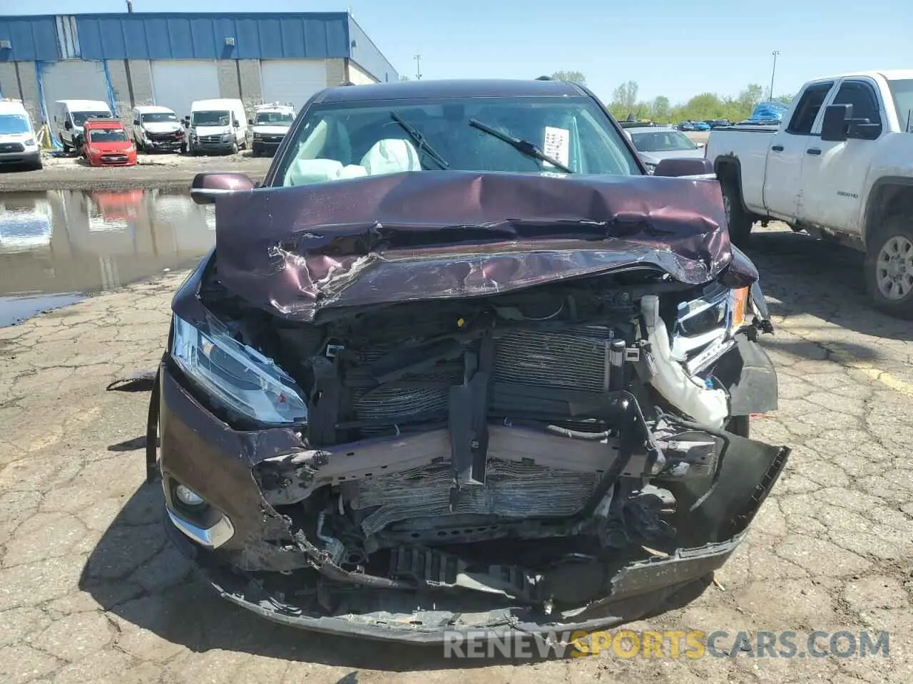5 Photograph of a damaged car 1GNEVGKW4KJ210820 CHEVROLET TRAVERSE 2019