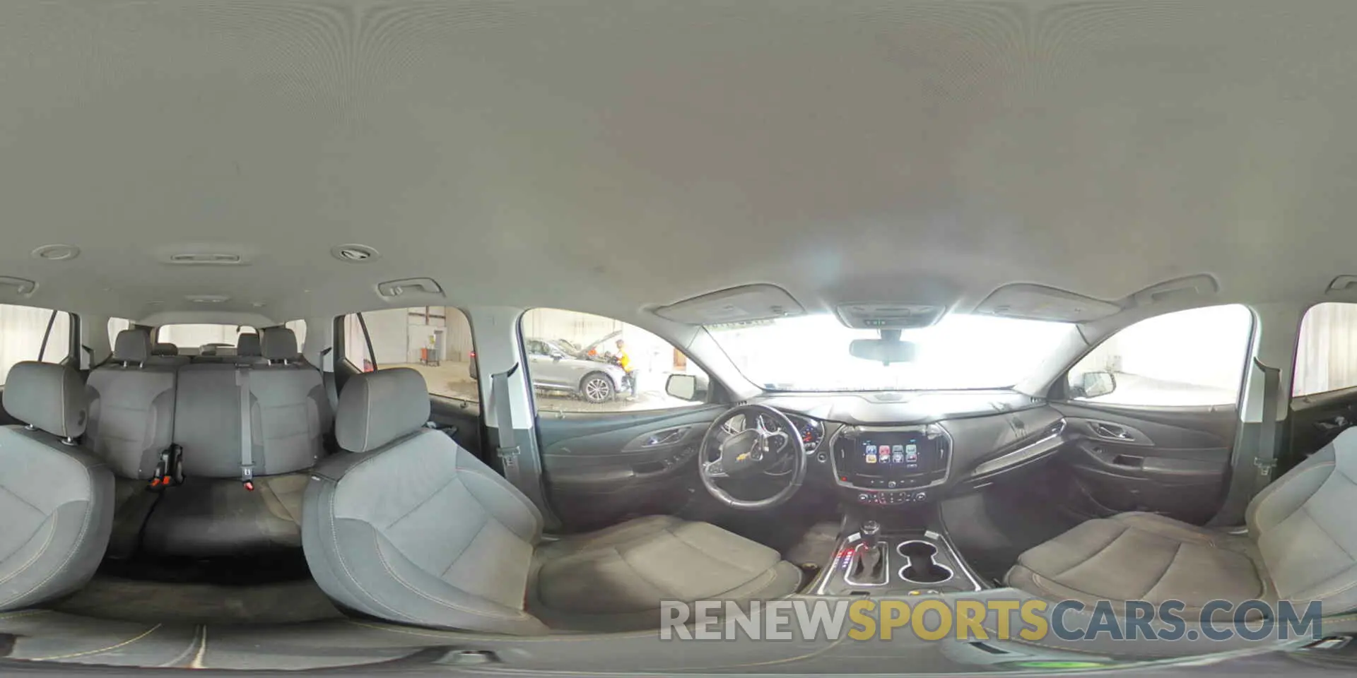 15 Photograph of a damaged car 1GNEVGKW4KJ250847 CHEVROLET TRAVERSE 2019