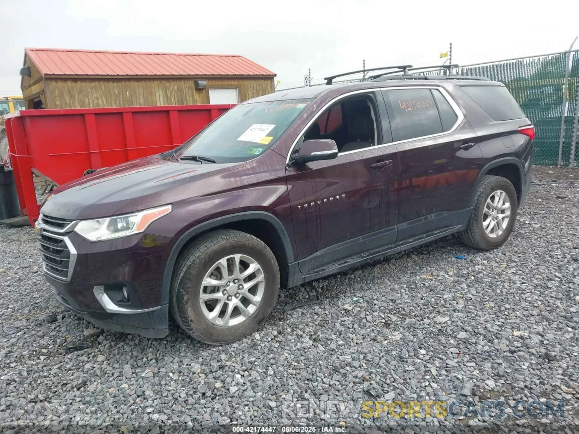 2 Photograph of a damaged car 1GNEVGKW5KJ100679 CHEVROLET TRAVERSE 2019