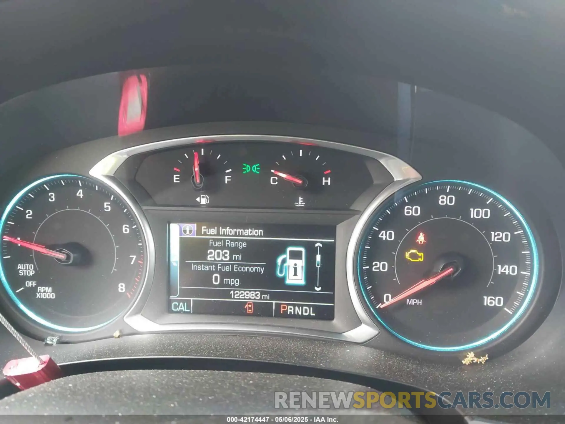 7 Photograph of a damaged car 1GNEVGKW5KJ100679 CHEVROLET TRAVERSE 2019